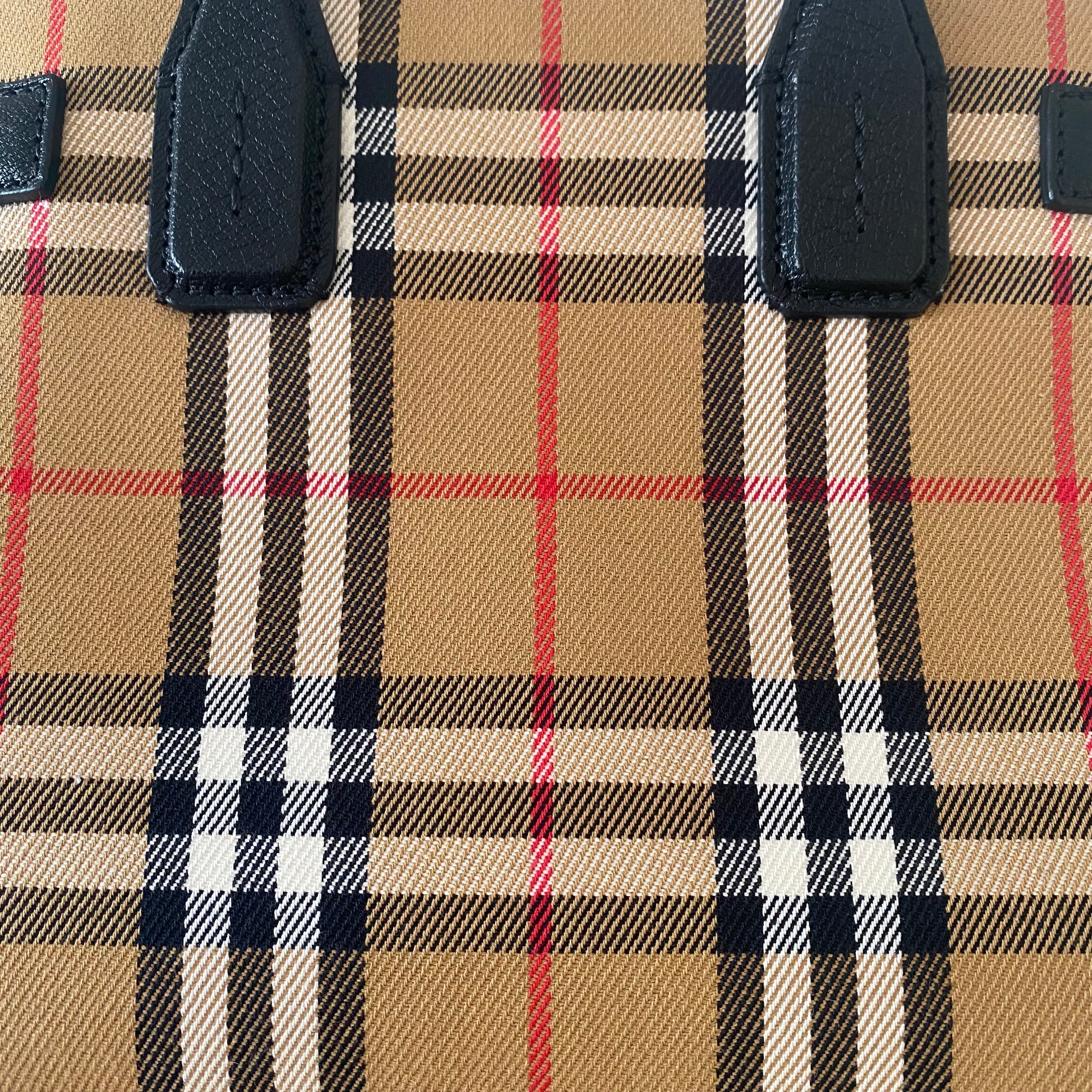 Burberry ハンドバッグ