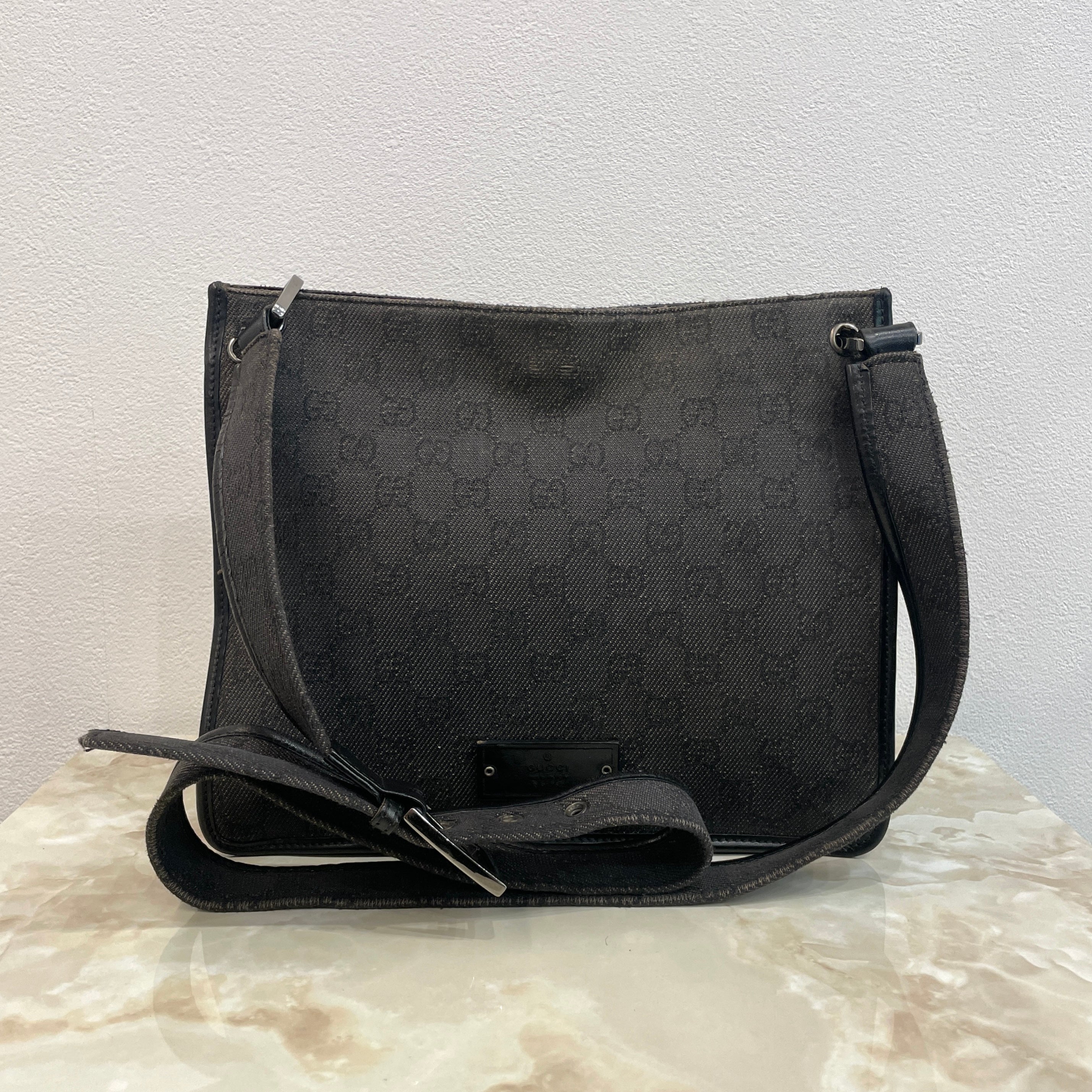 GUCCI ショルダーバッグ
