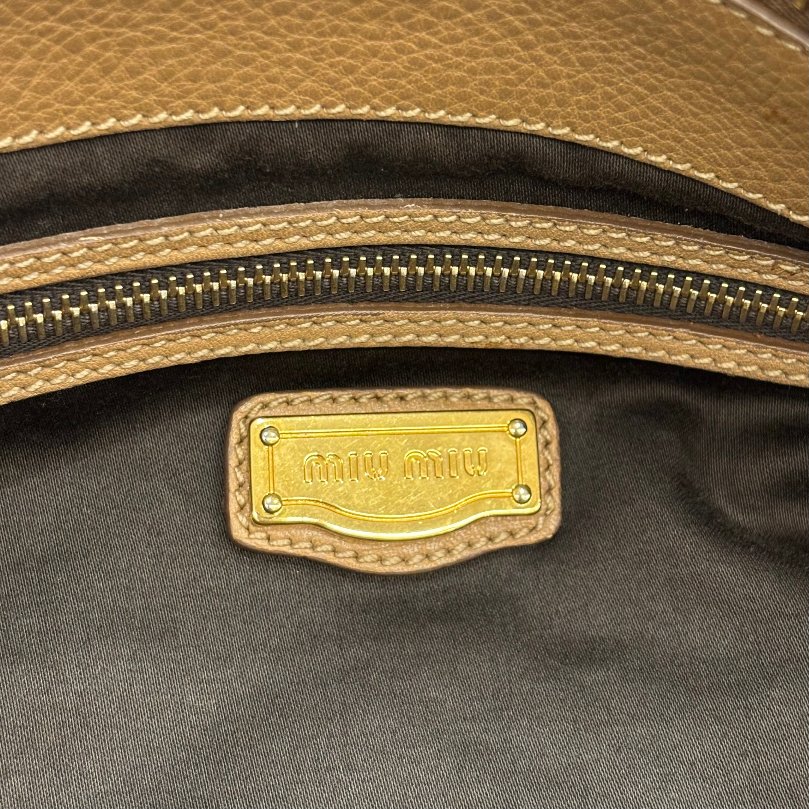 miumiu 2wayハンドバッグ