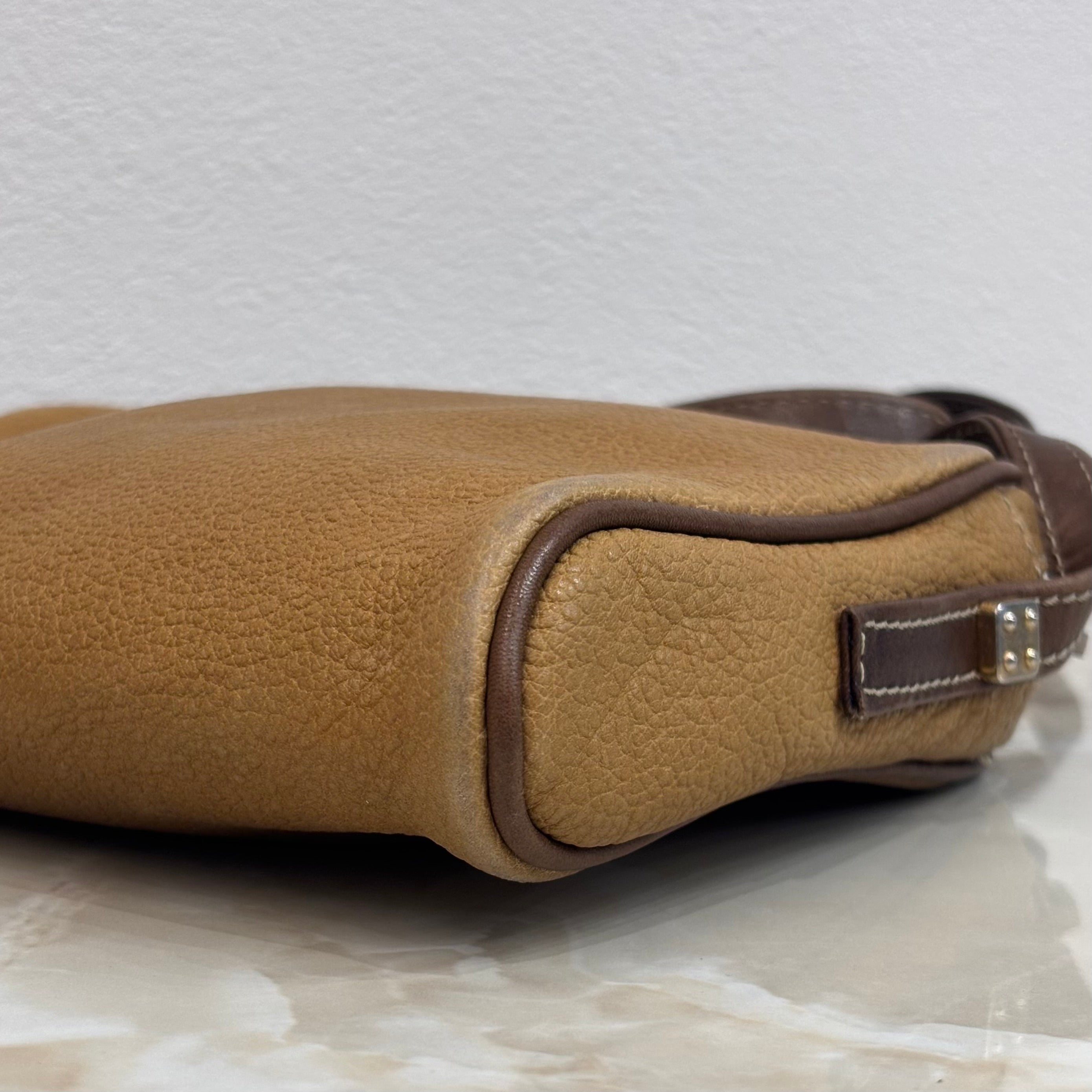 LOEWE ショルダーバッグ