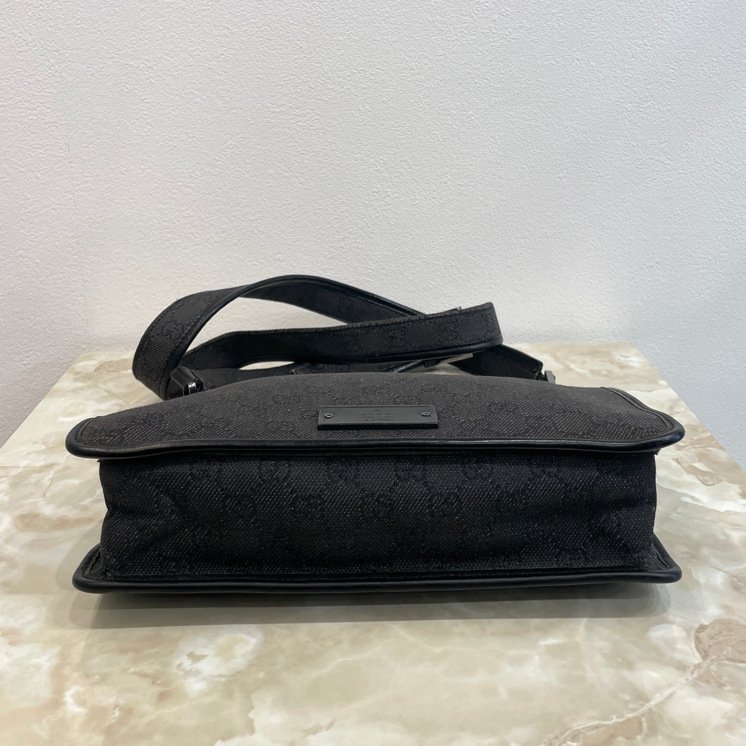 GUCCI ショルダーバッグ