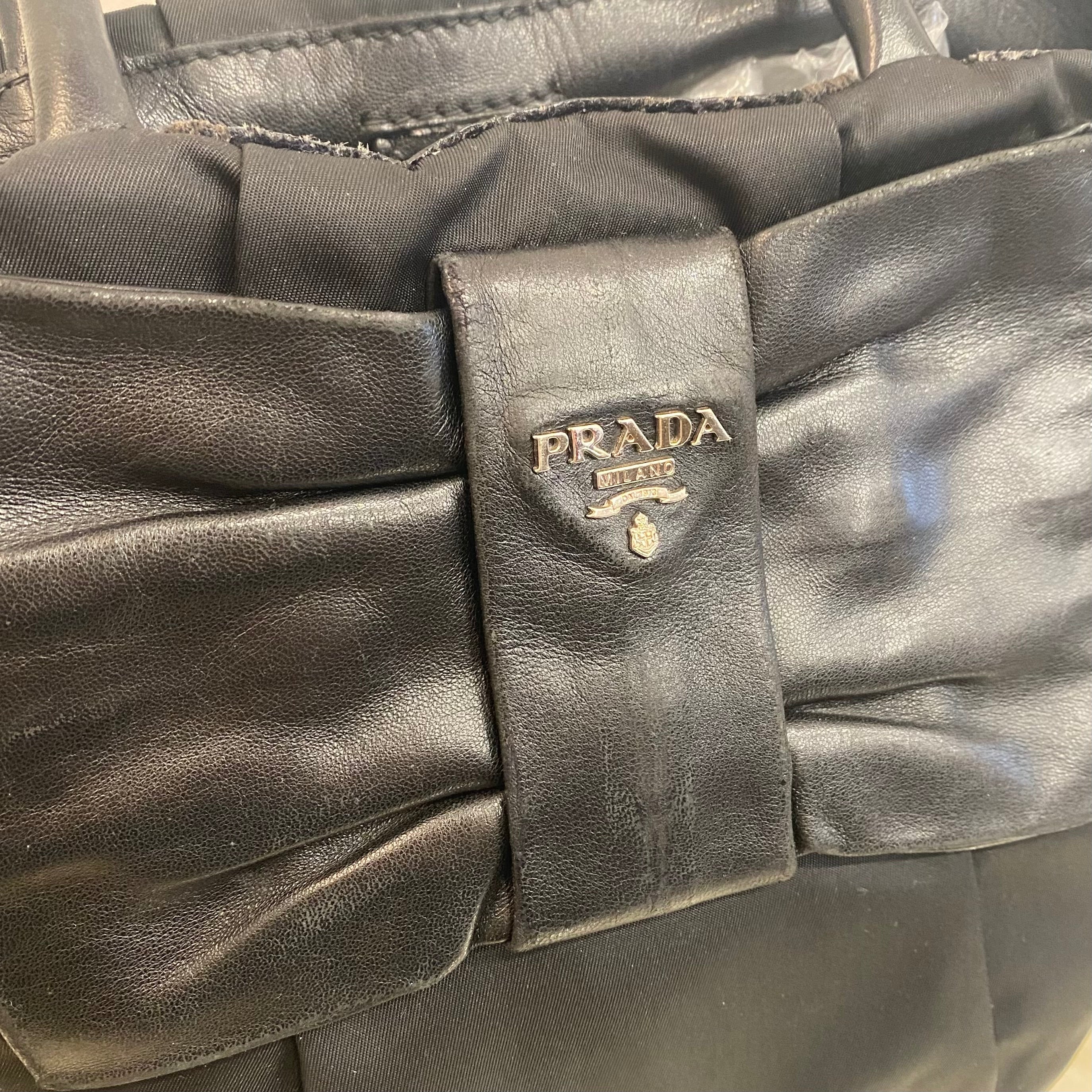 PRADA ハンドバッグ