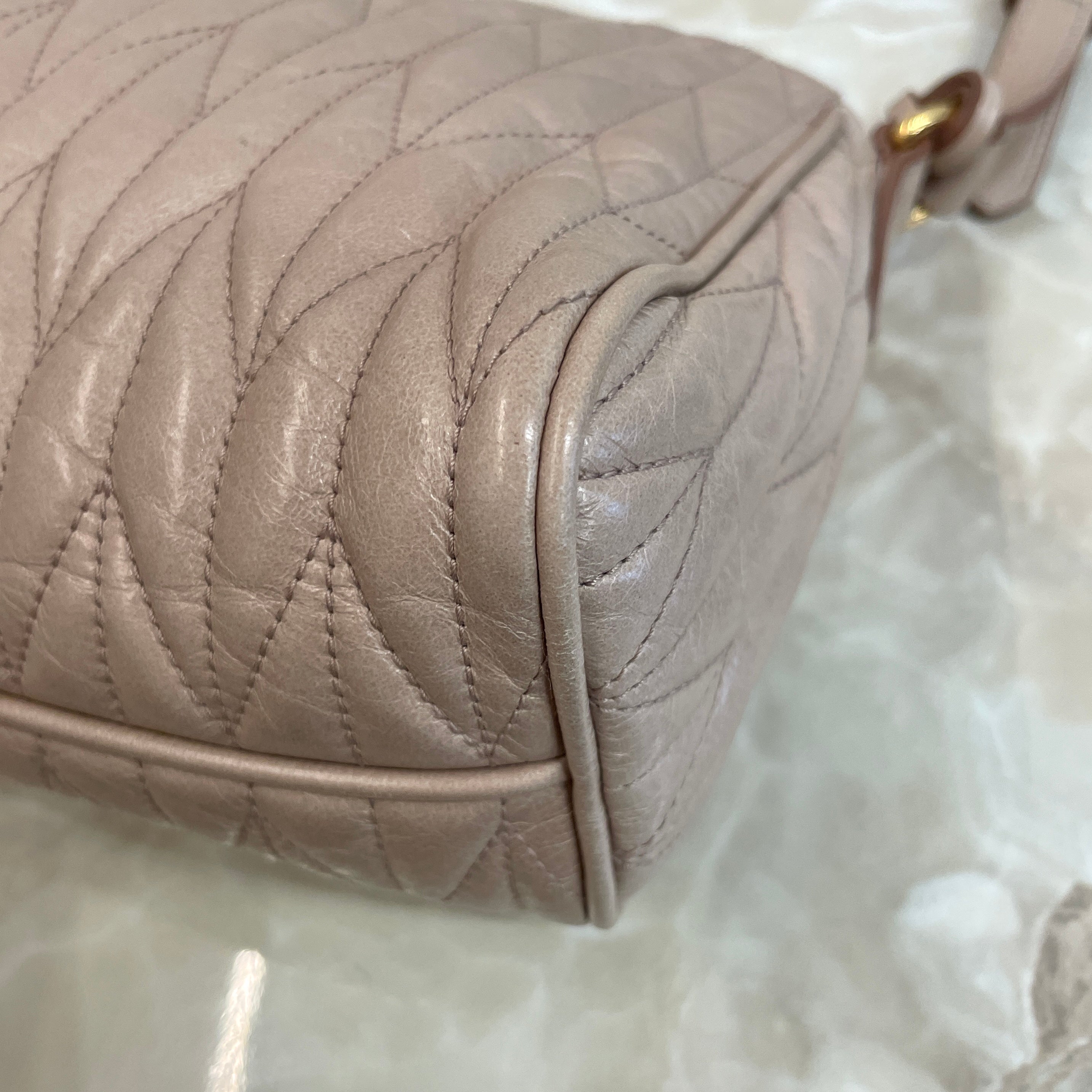 MiuMu ショルダーバッグ