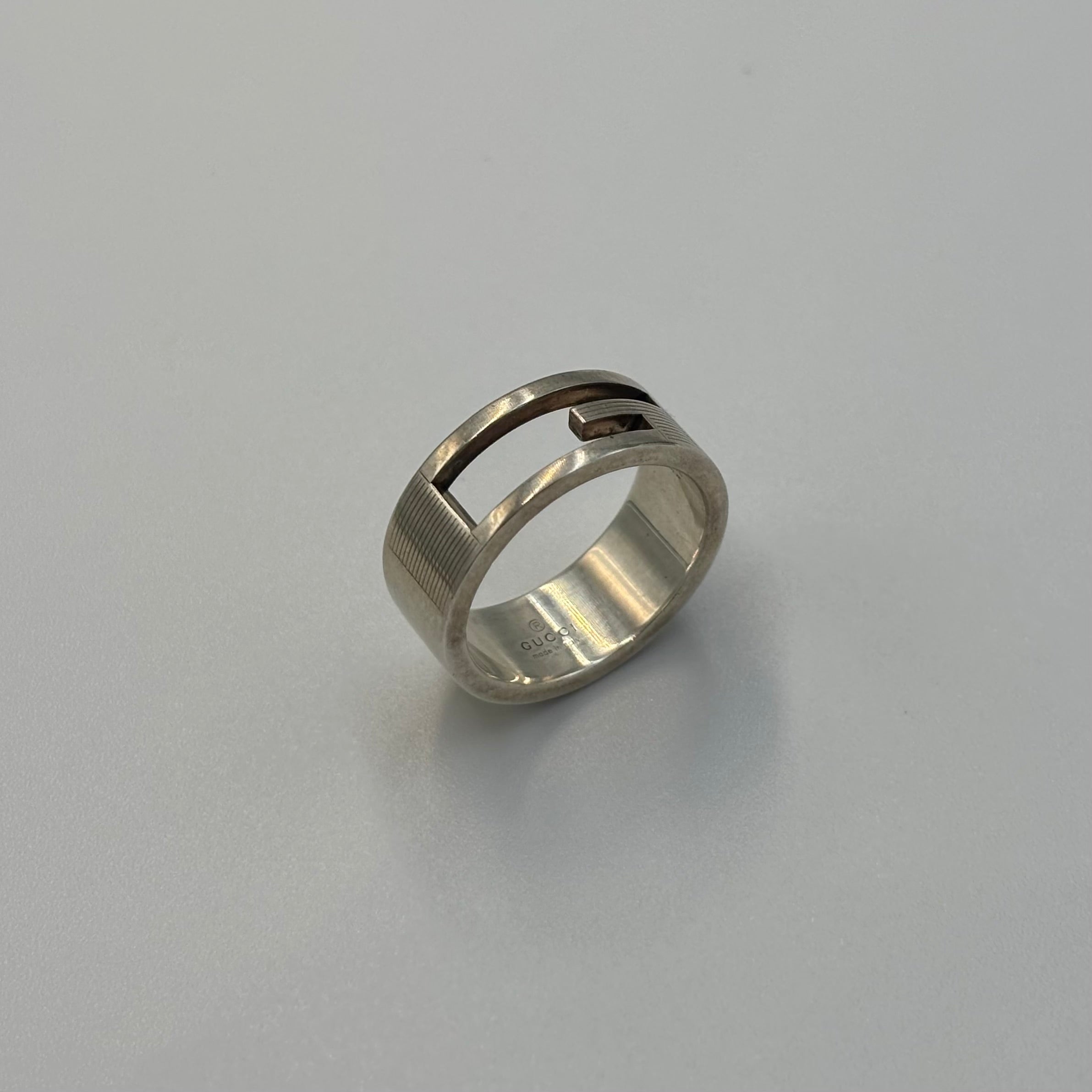 GUCCI カットアウトG リング