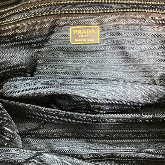 PRADA テスート チェーンボストンバッグ