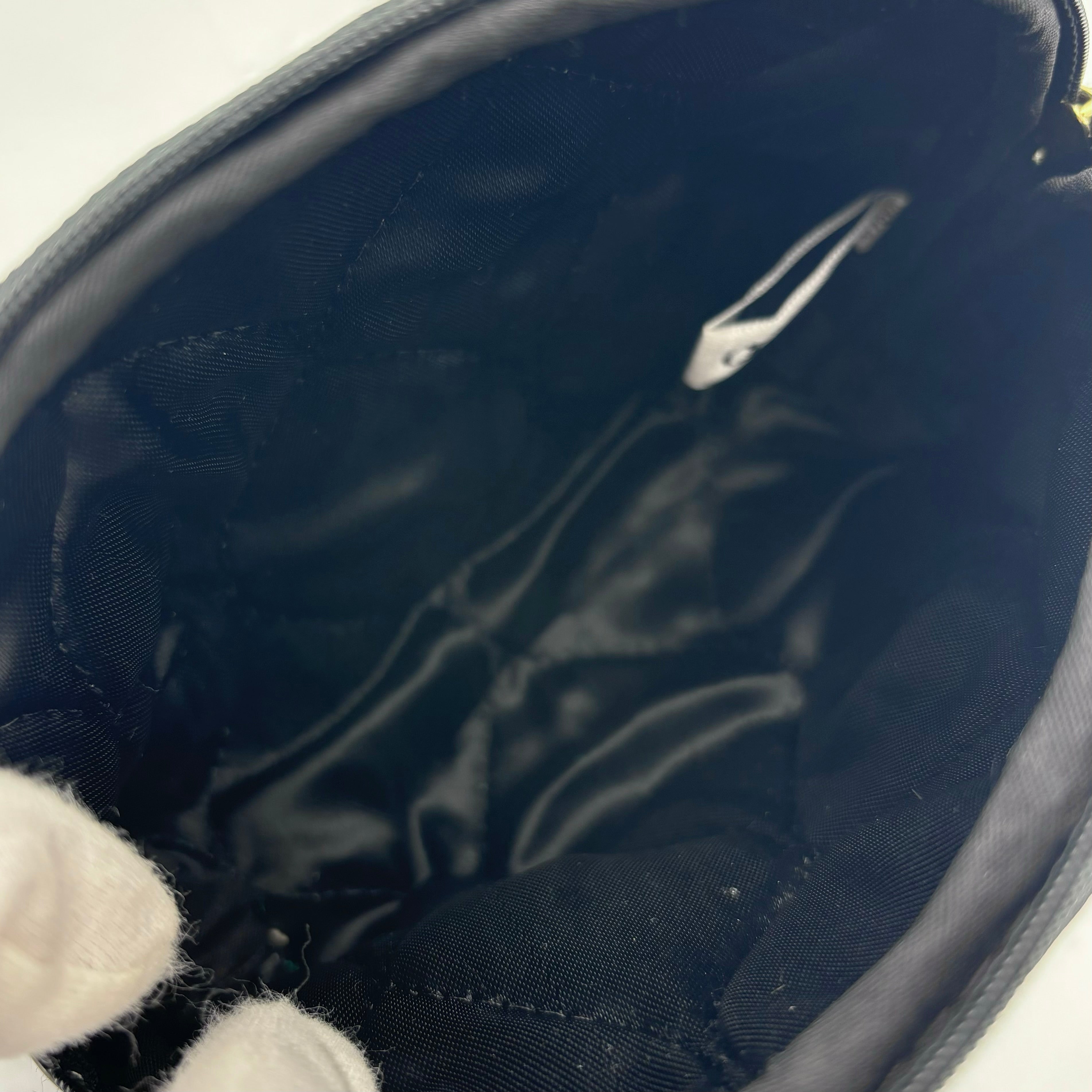 Dior ロゴ キャンバスポーチ