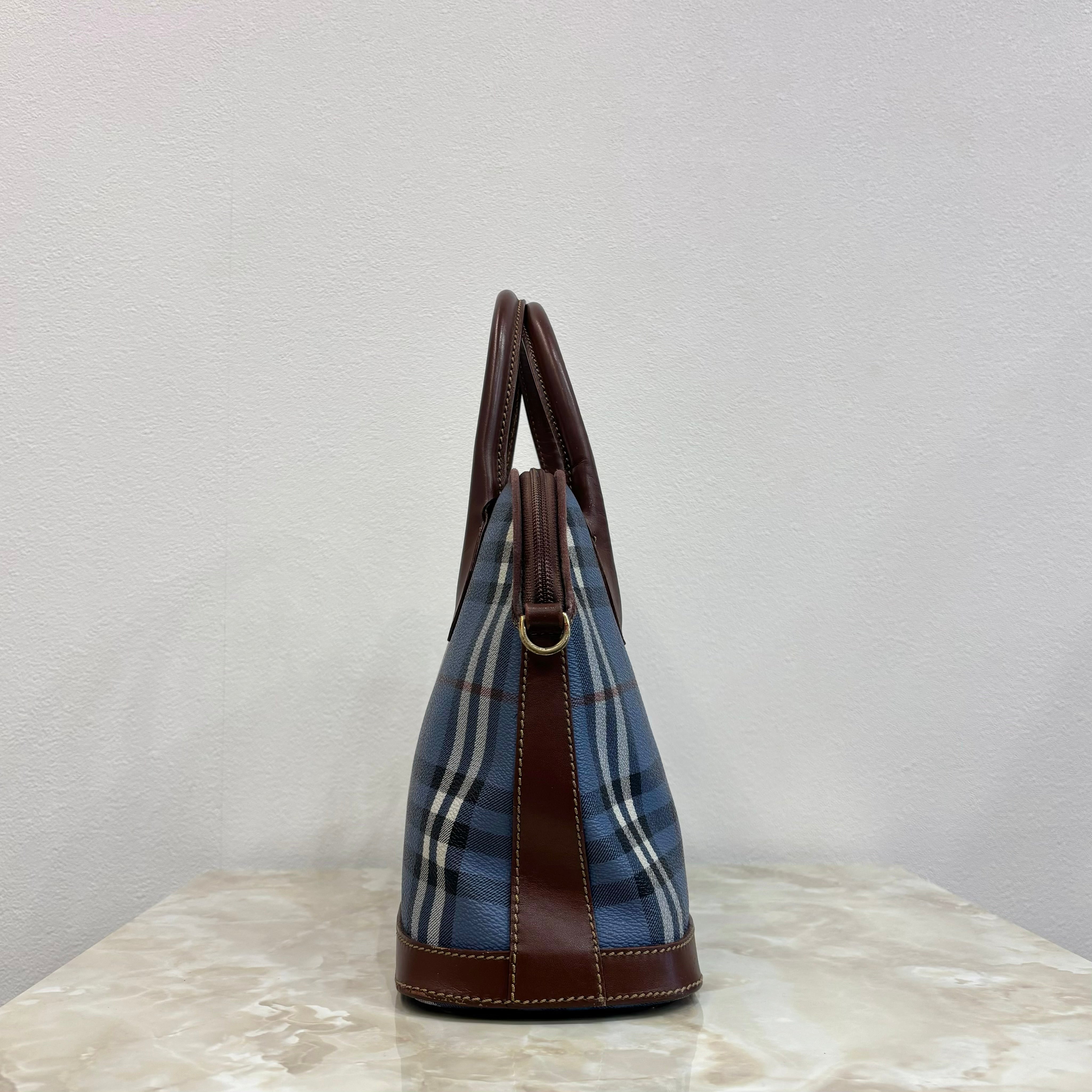 Burberry 2WAYバッグ