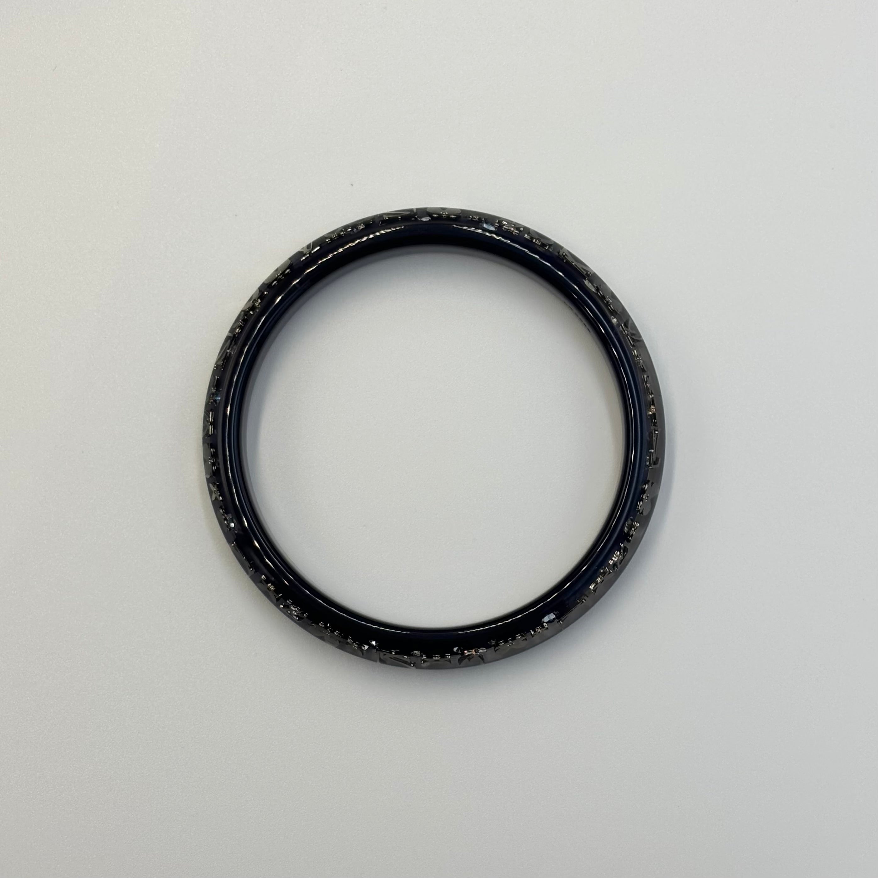 LOUIS VUITTON バングル