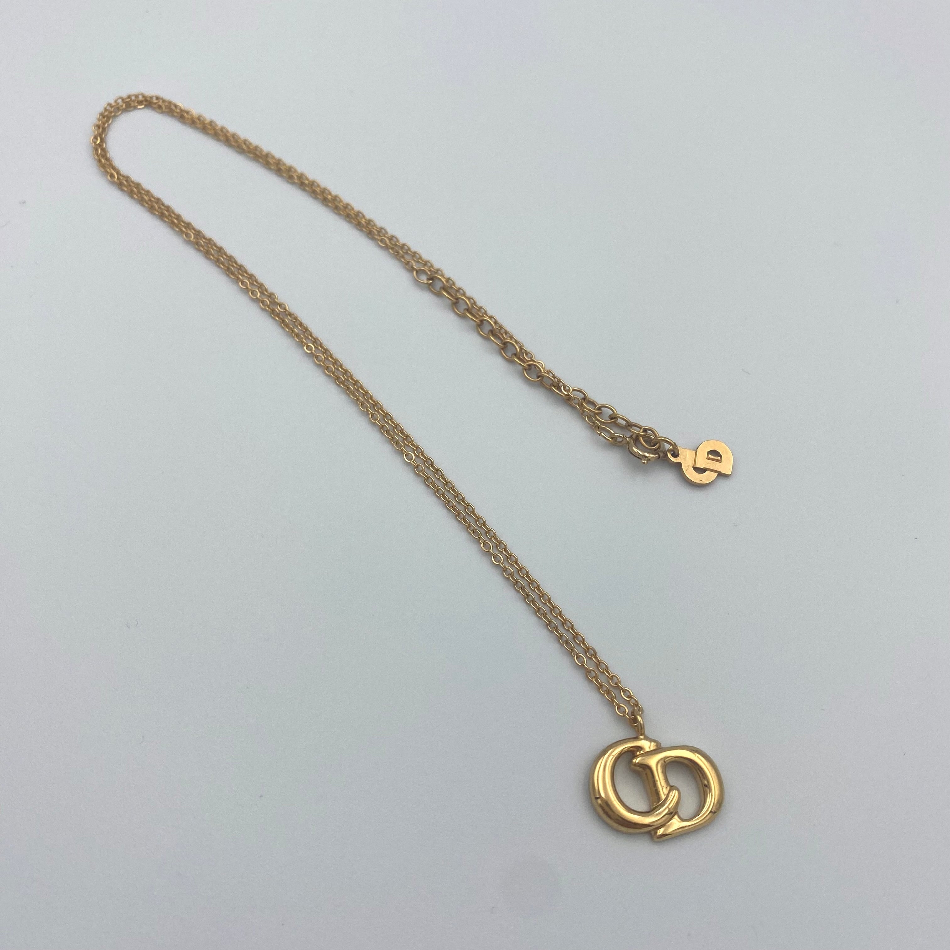 Dior CDロゴ ネックレス
