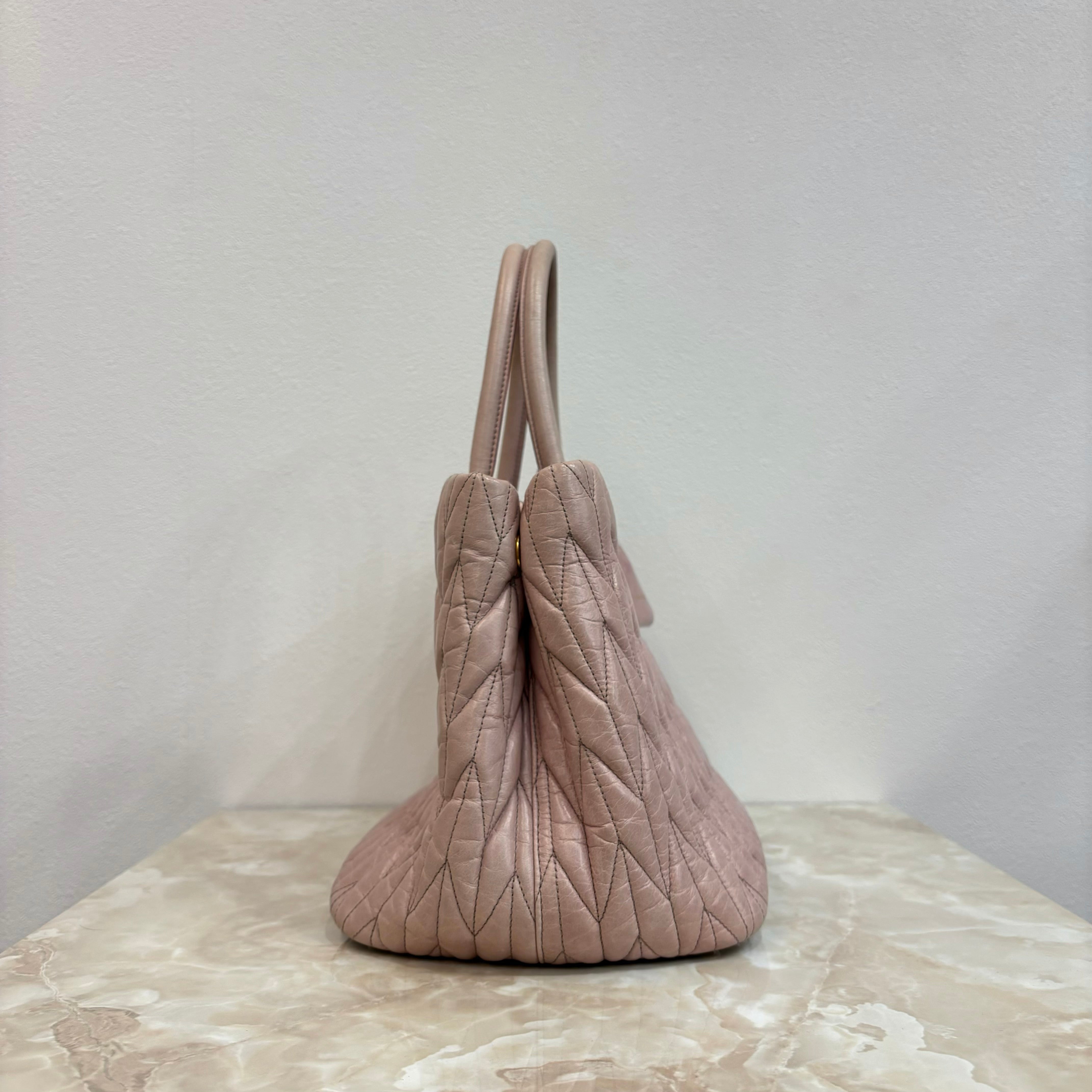 Miu Miu 2WAYバッグ