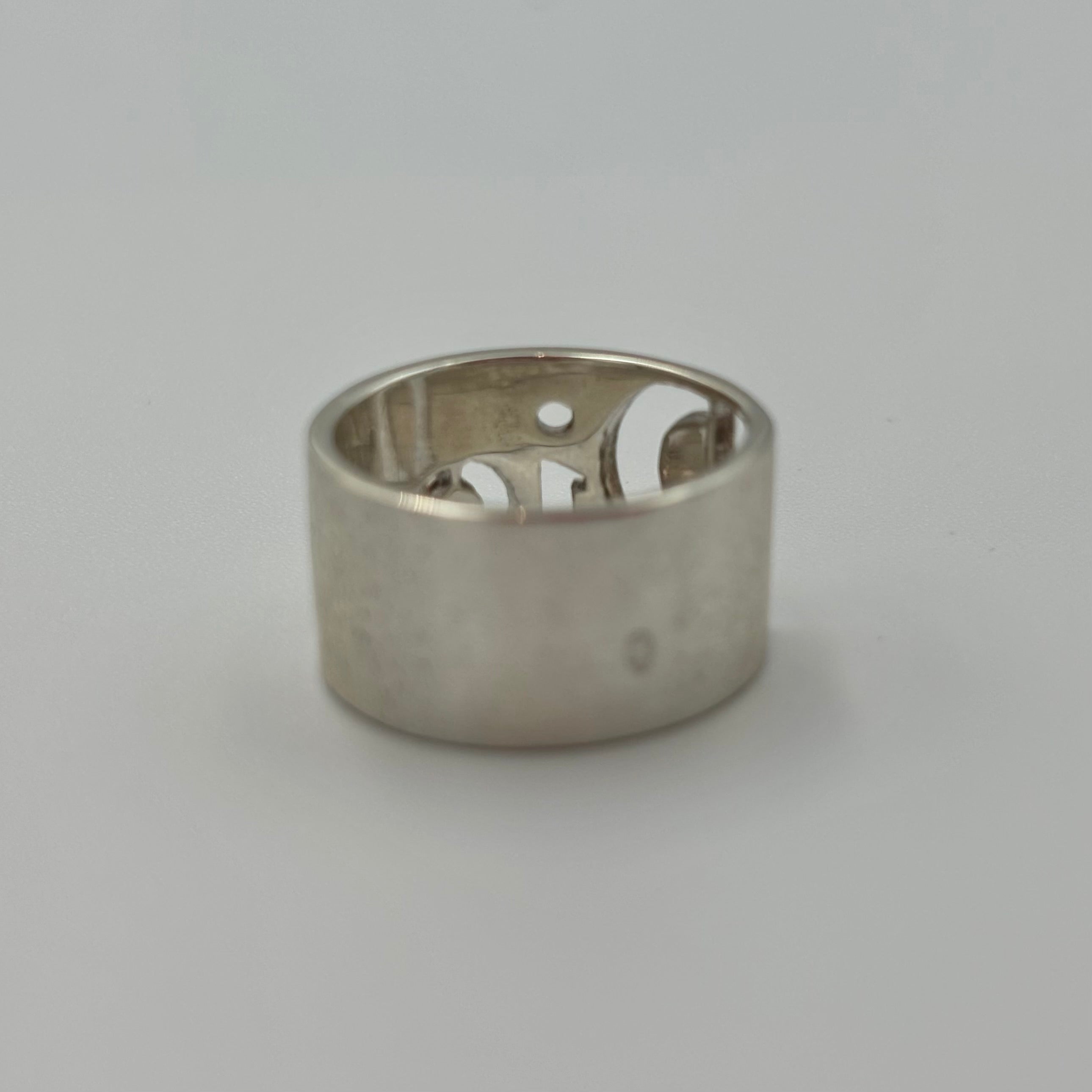 Dior ロゴ リング 925