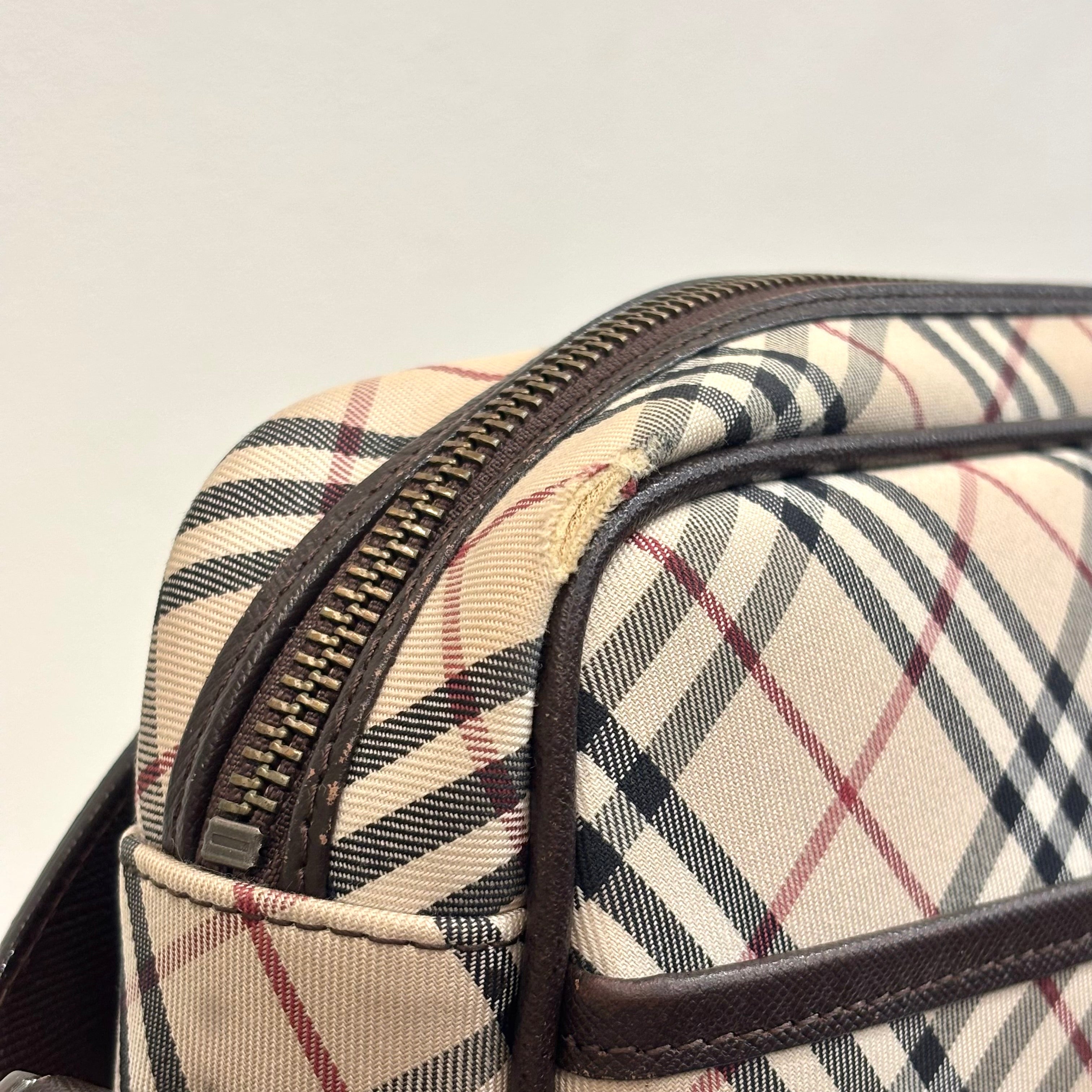 Burberry ショルダーバッグ