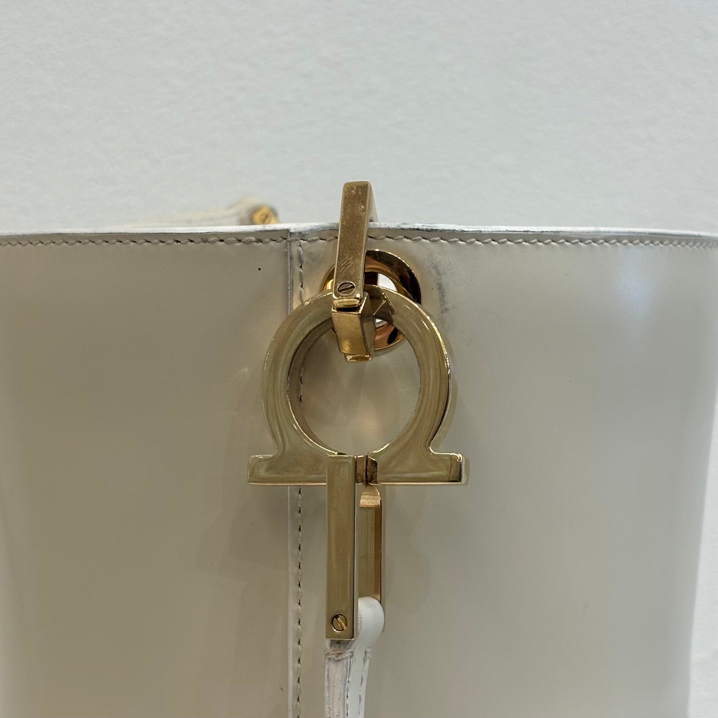 Salvatore Ferragamo ハンドバッグ