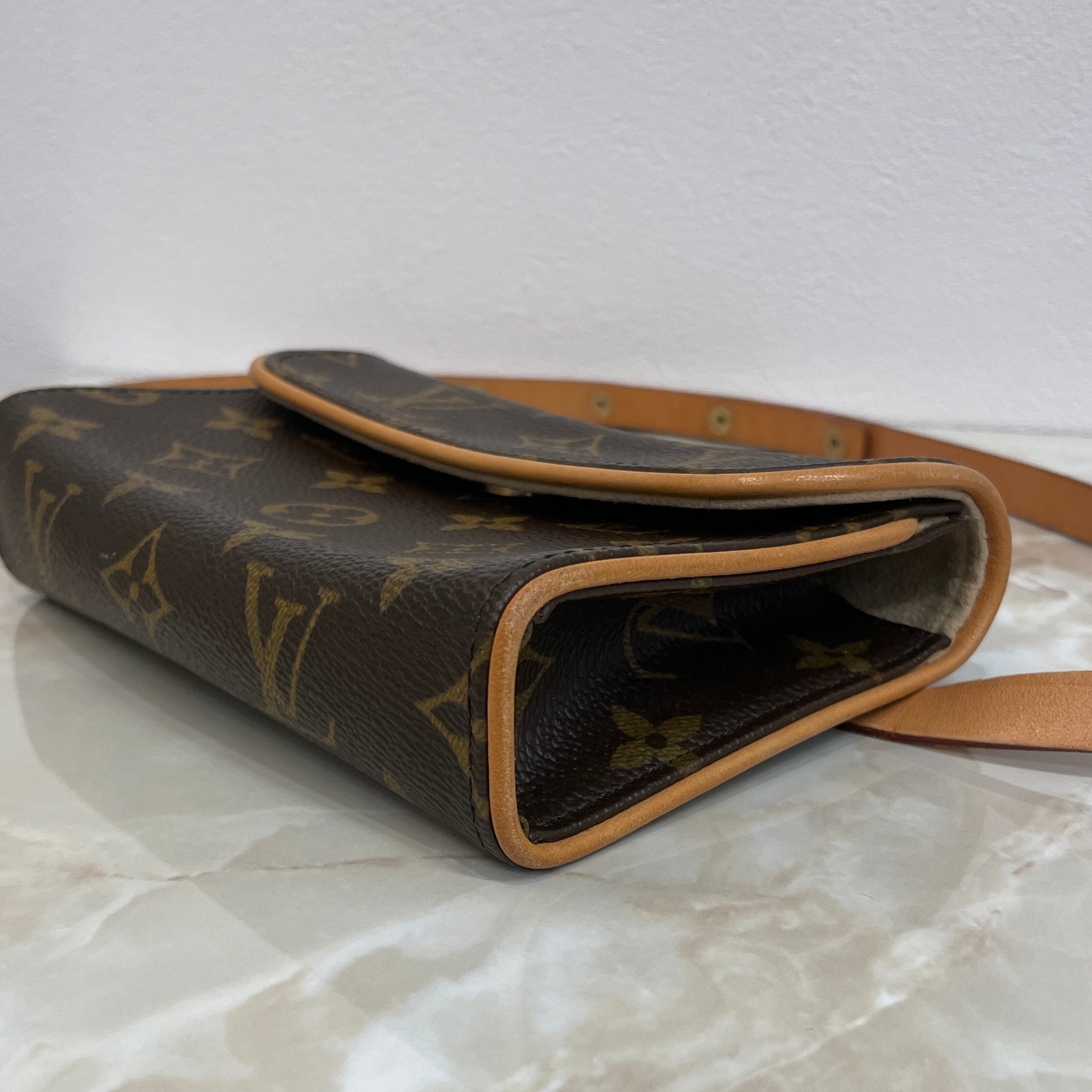 LOUIS VUITTON ポシェットフロランティーヌ