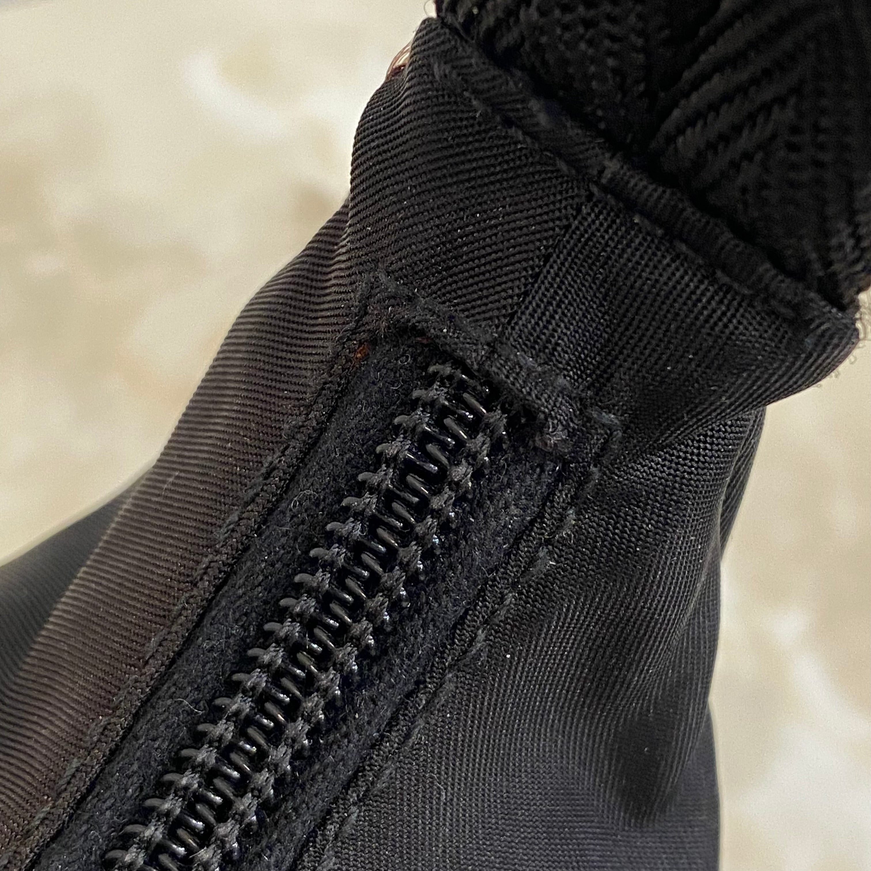 PRADA テスート ハンドバッグ