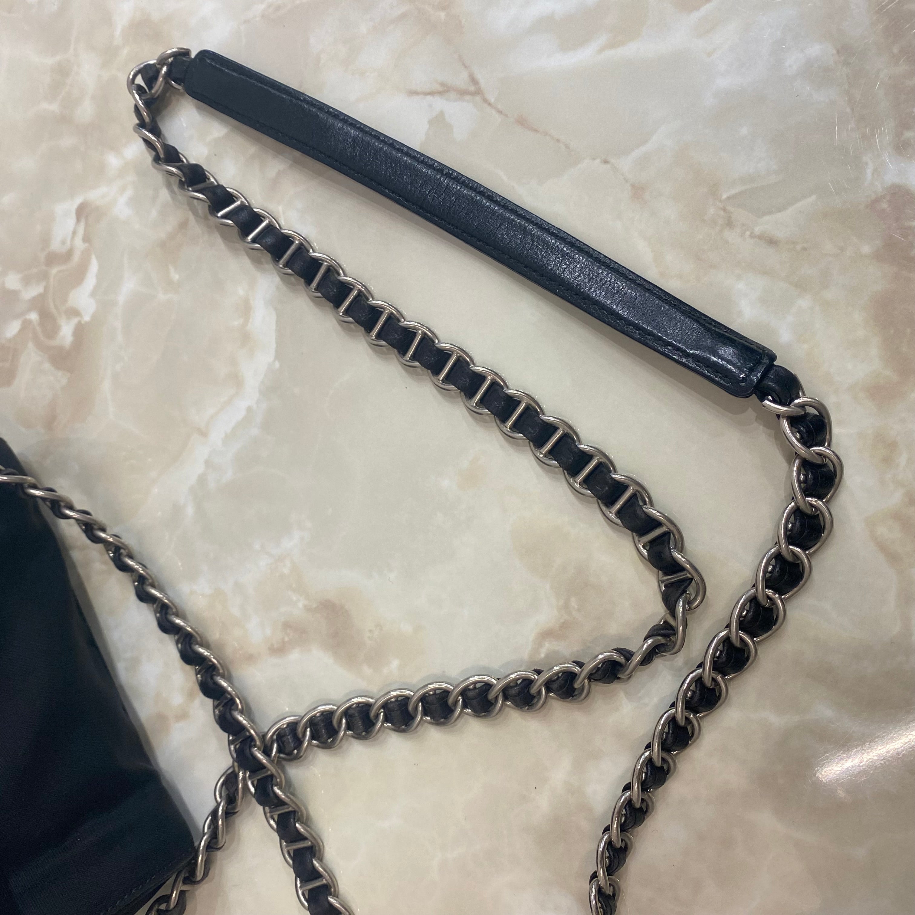 PRADA テスート ショルダーバッグ