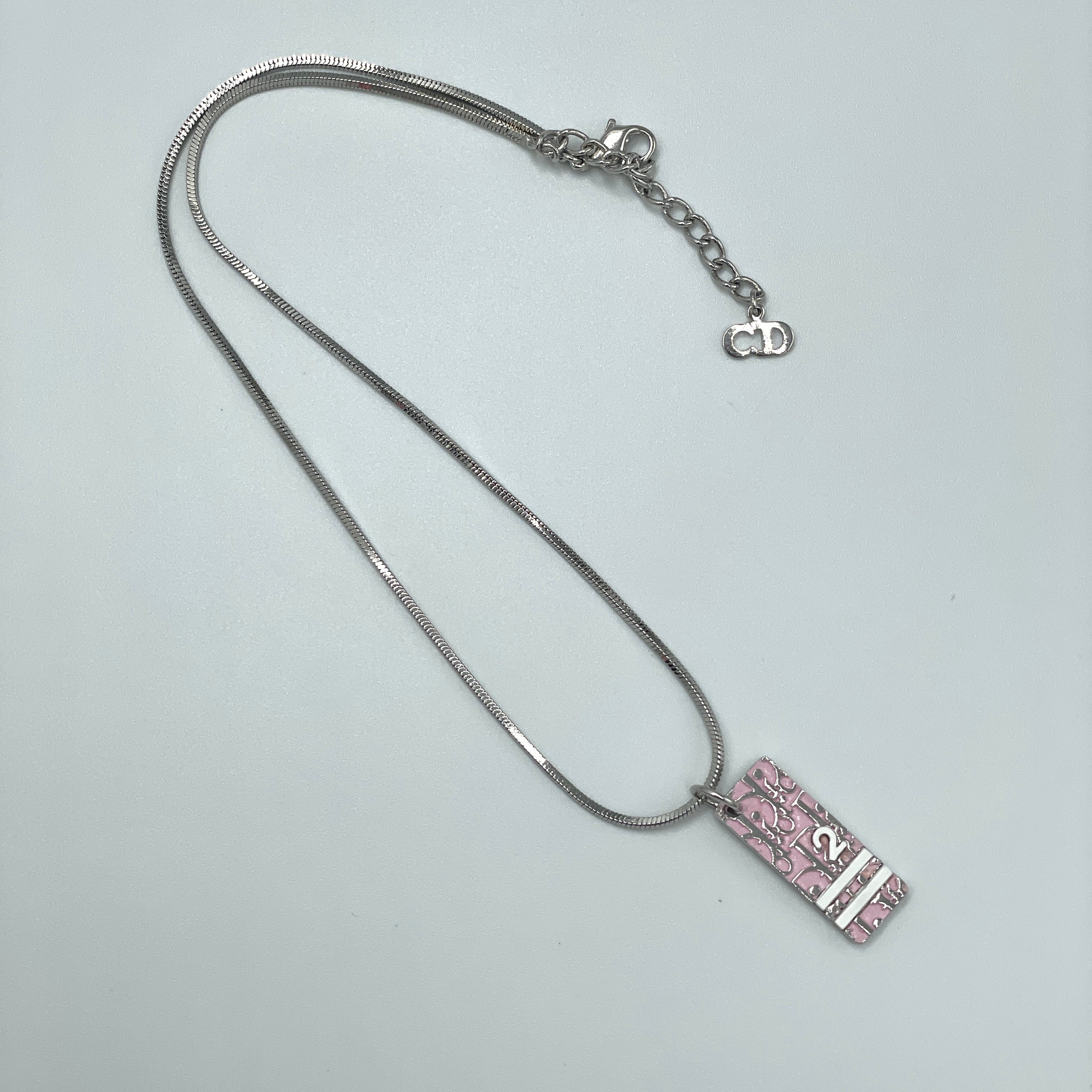 Dior トロッター ネックレス