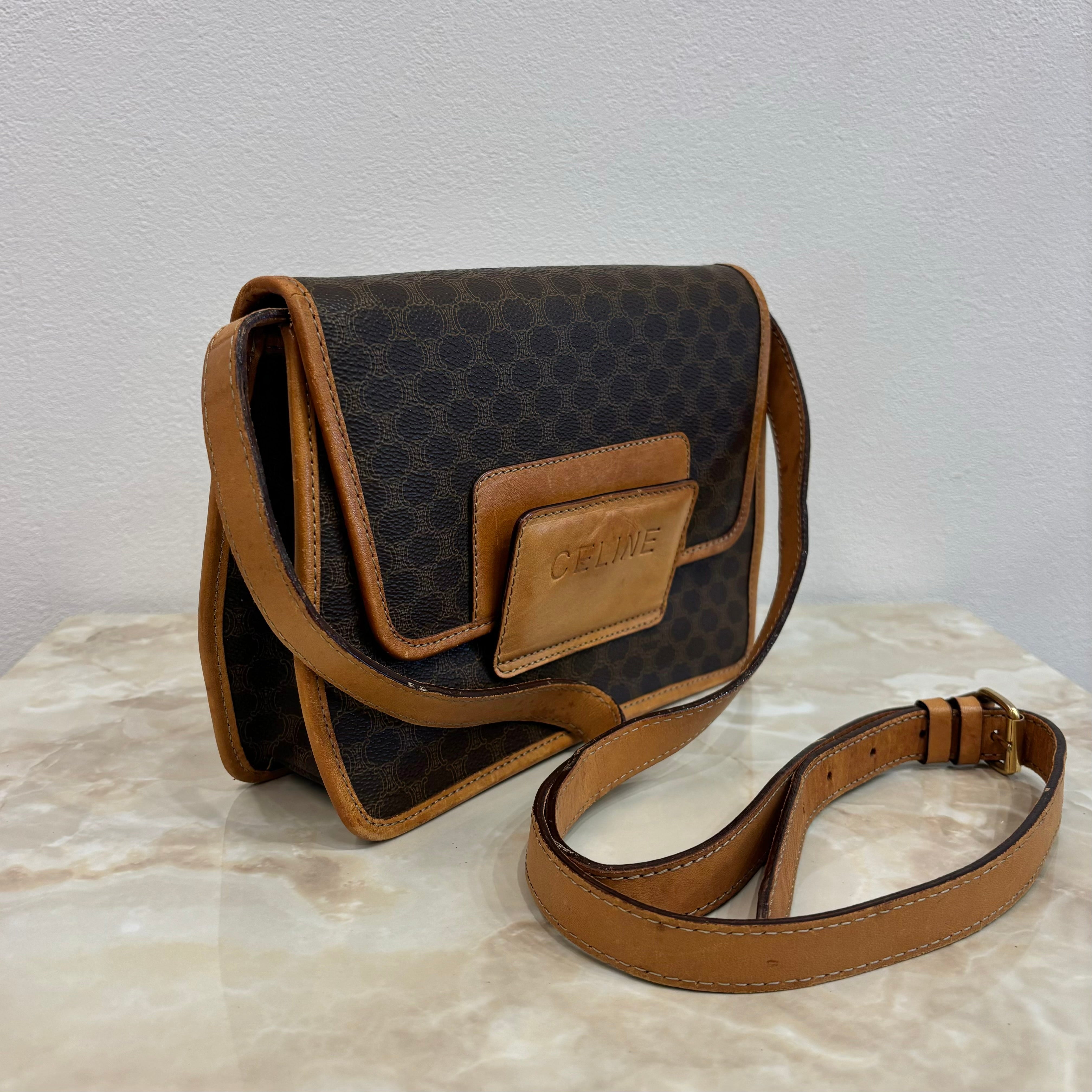 CELINE マカダムショルダーバッグ