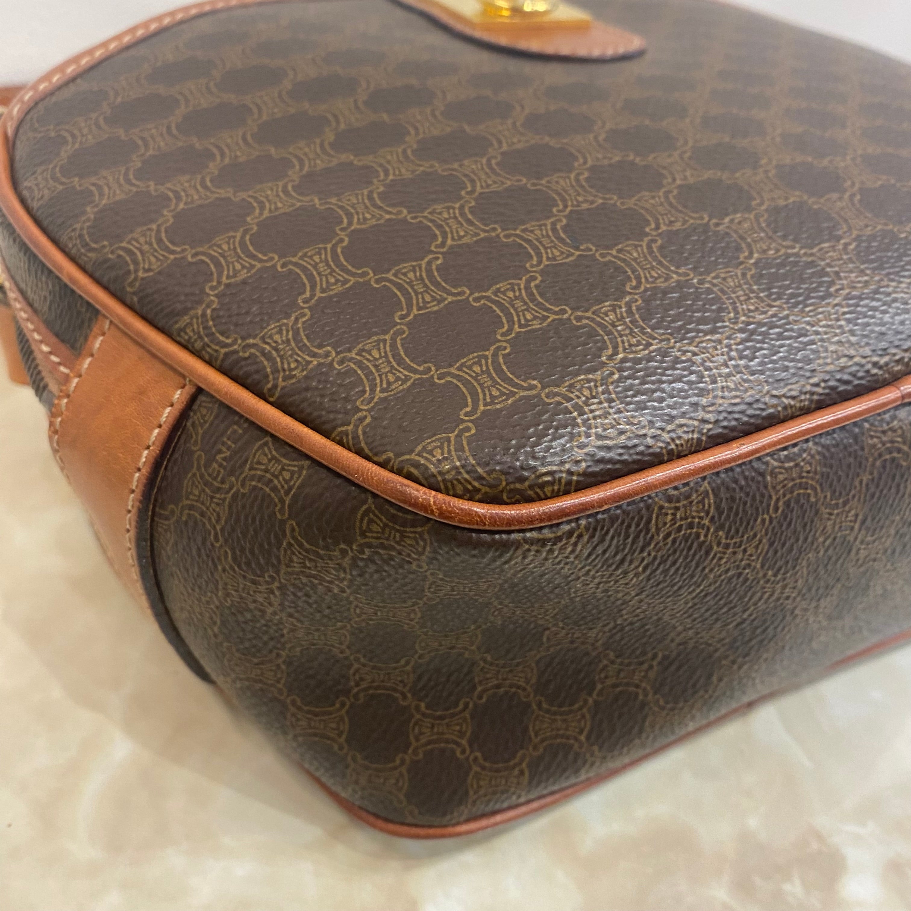 CELINE マカダム ショルダーバッグ