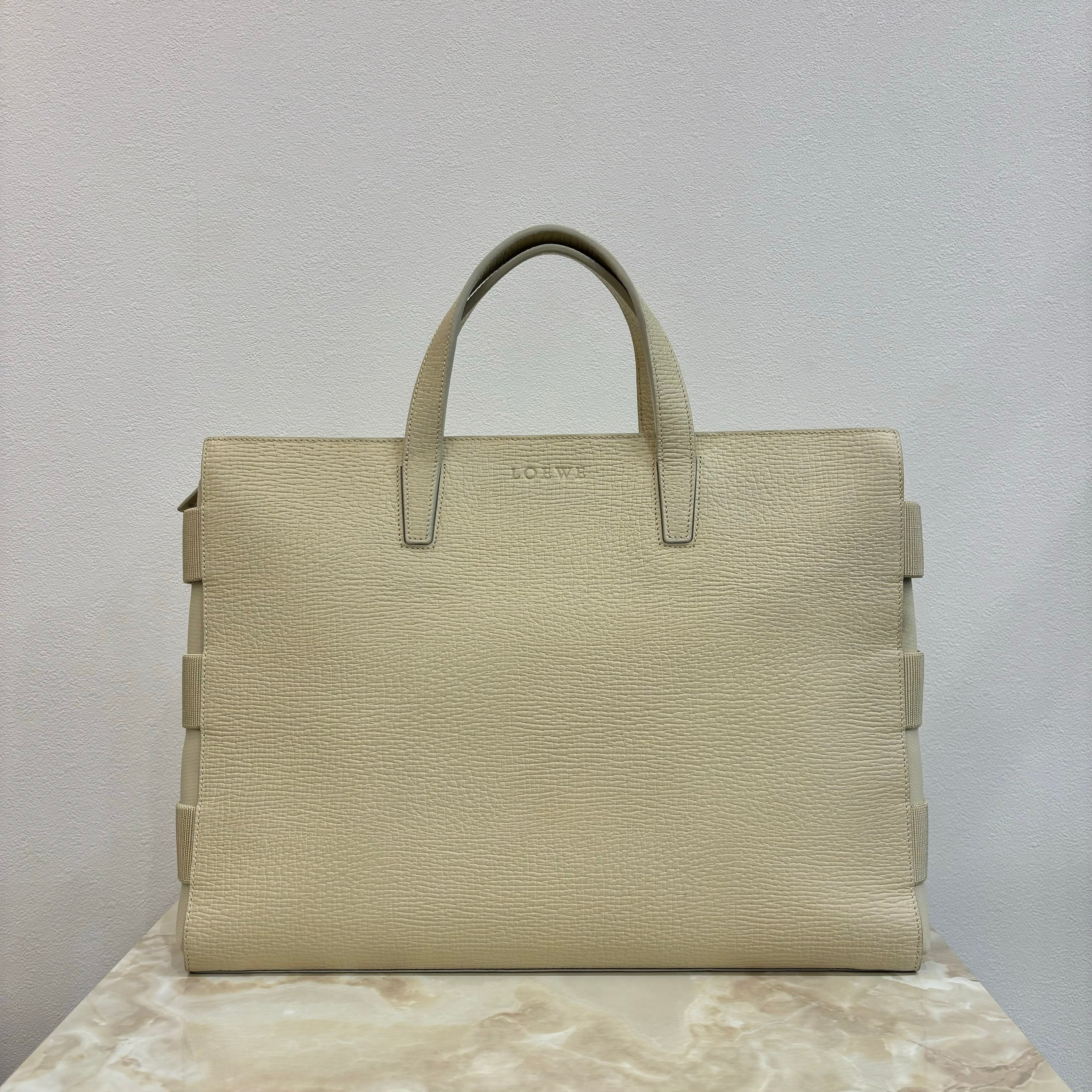 LOEWE ハンドバッグ
