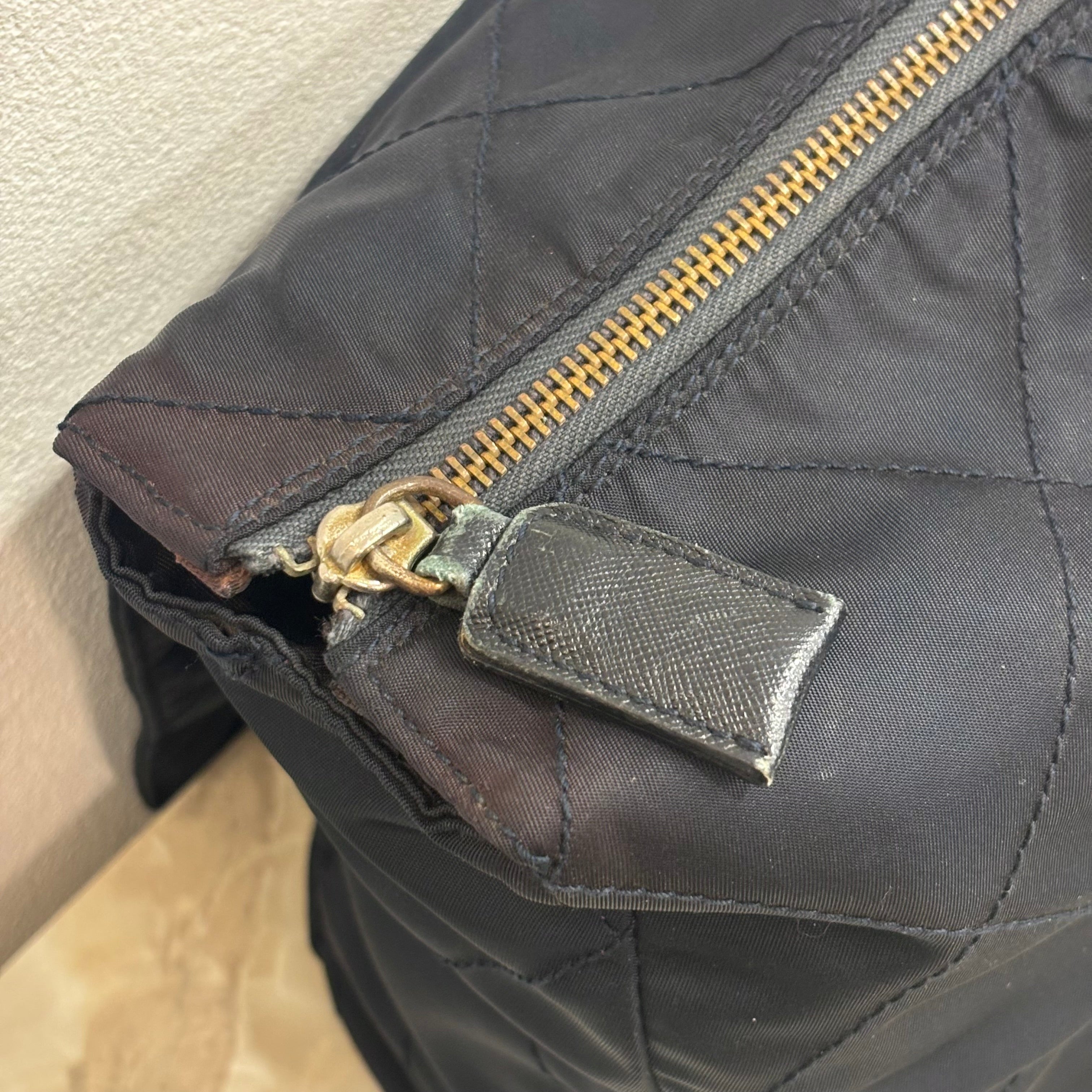 PRADAテスートチェーンショルダーバッグ