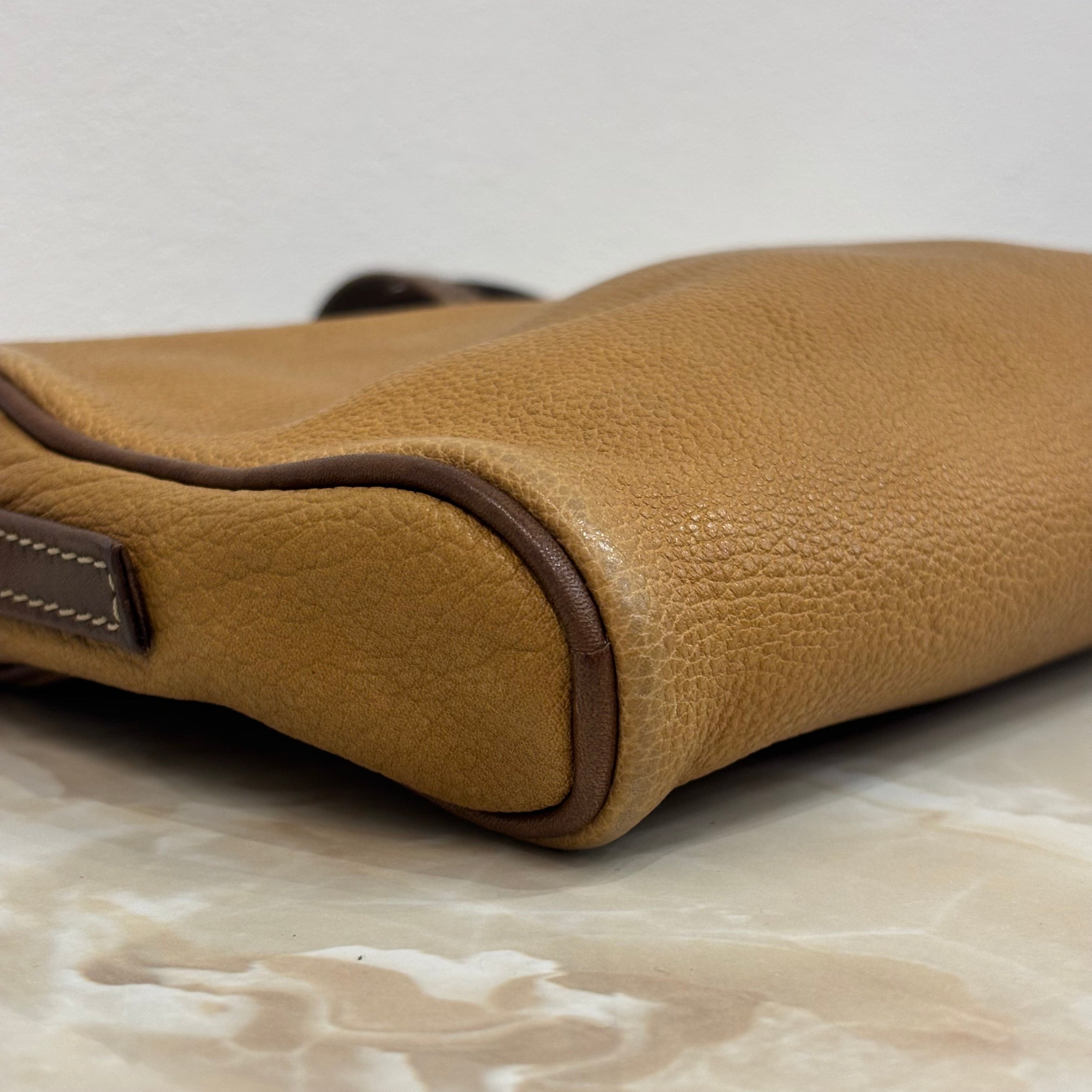 LOEWE ショルダーバッグ