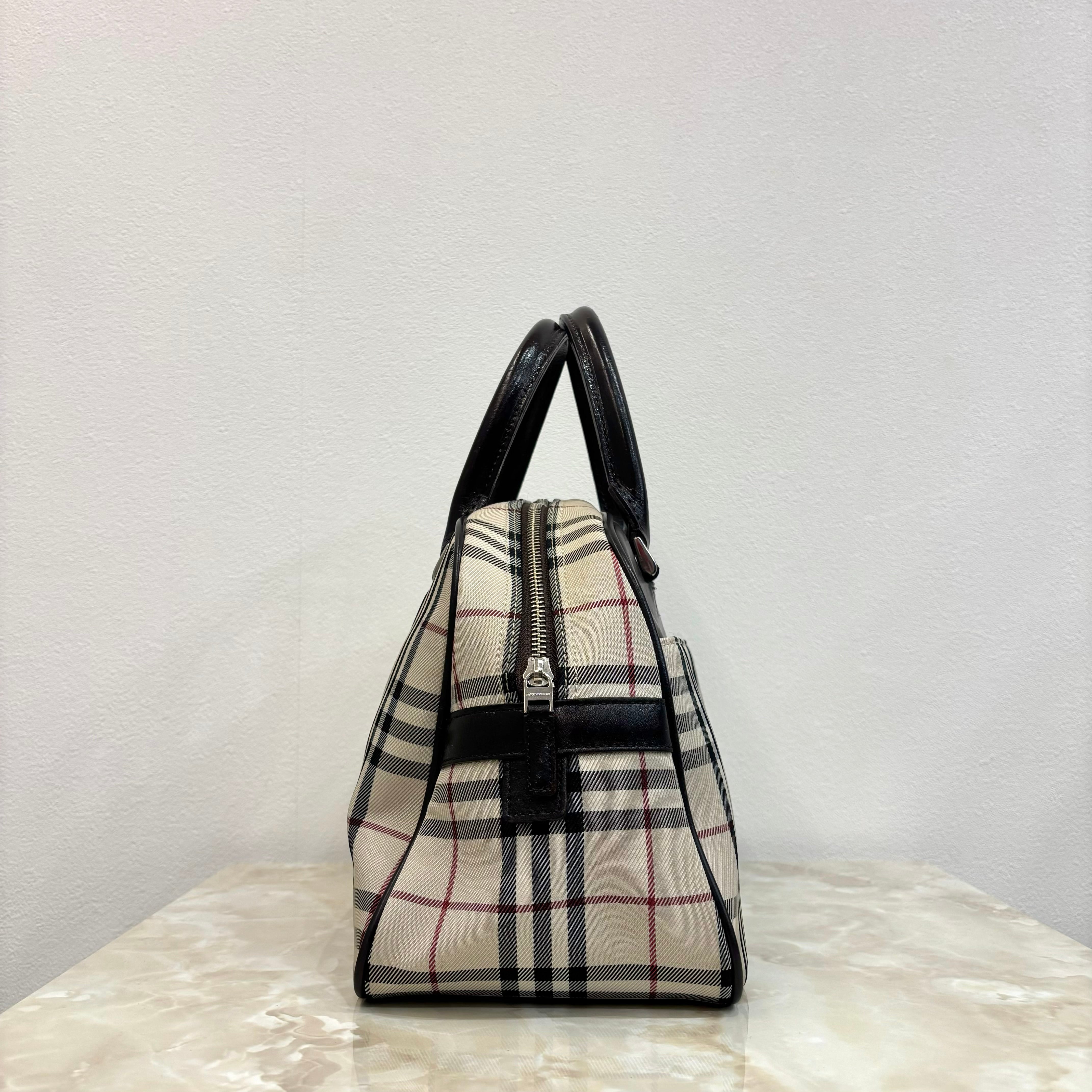 Burberry ハンドバッグ