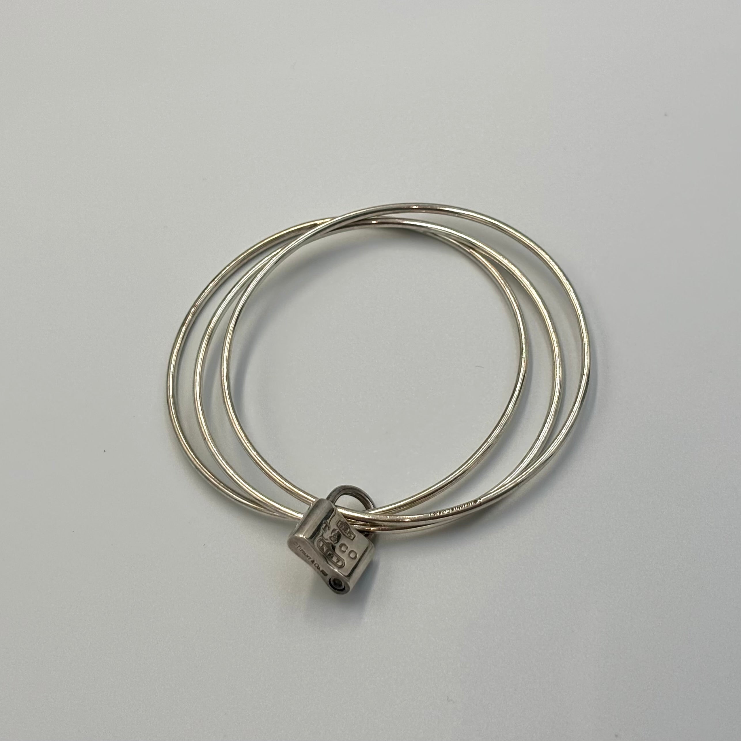 Tiffany&Co. バングル