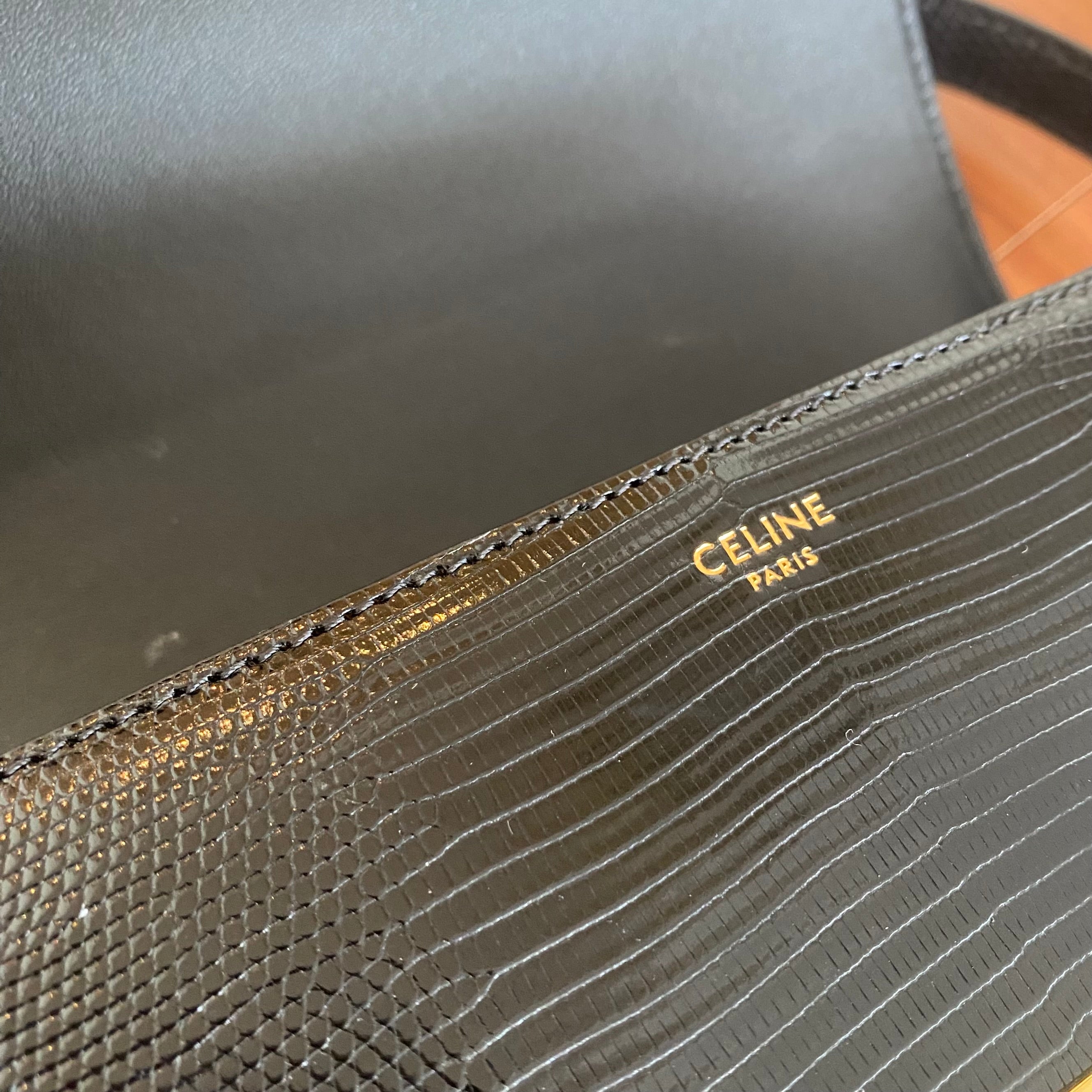 CELINE トリオンフ ショルダーバッグ(リザード)