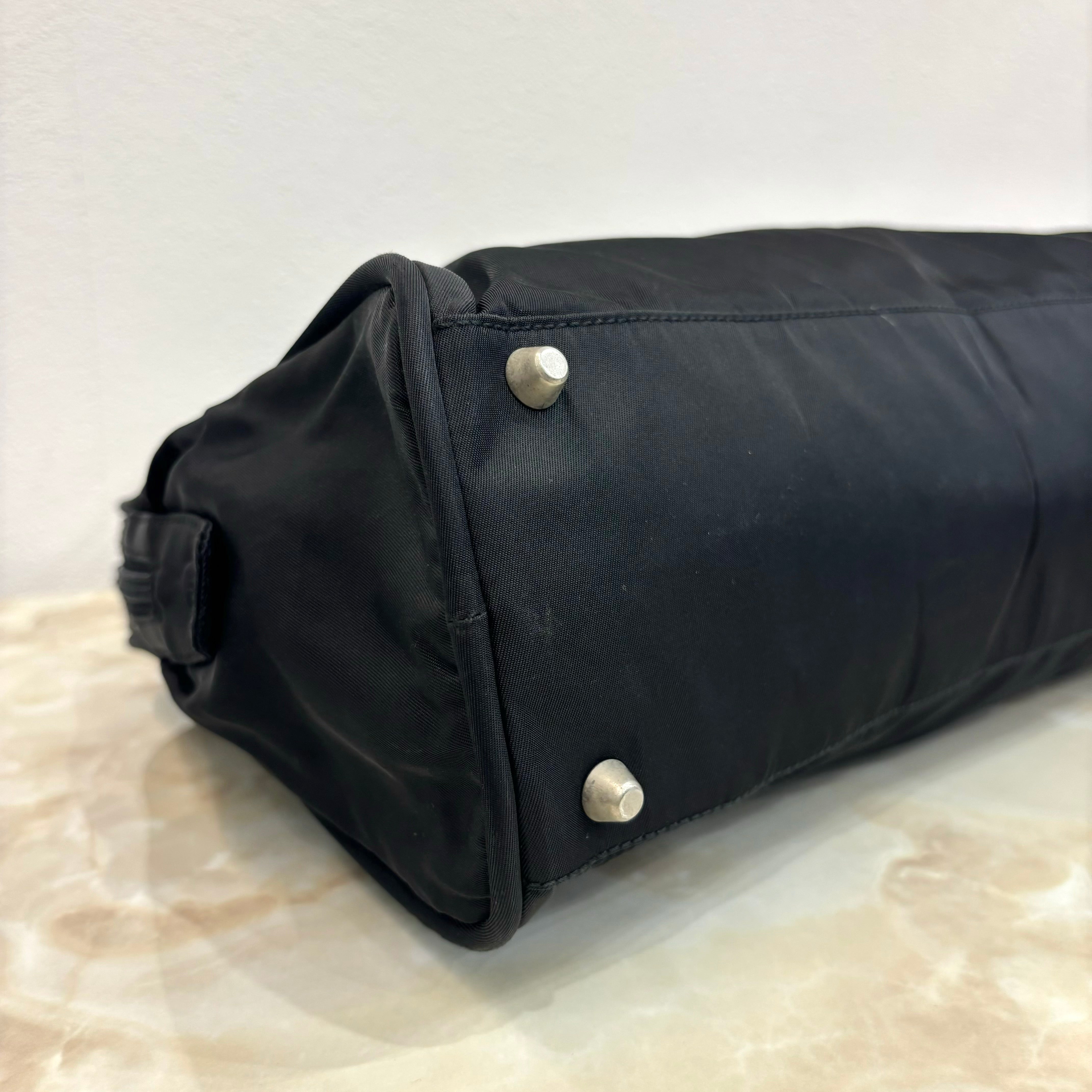 PRADA テスート ハンドバッグ