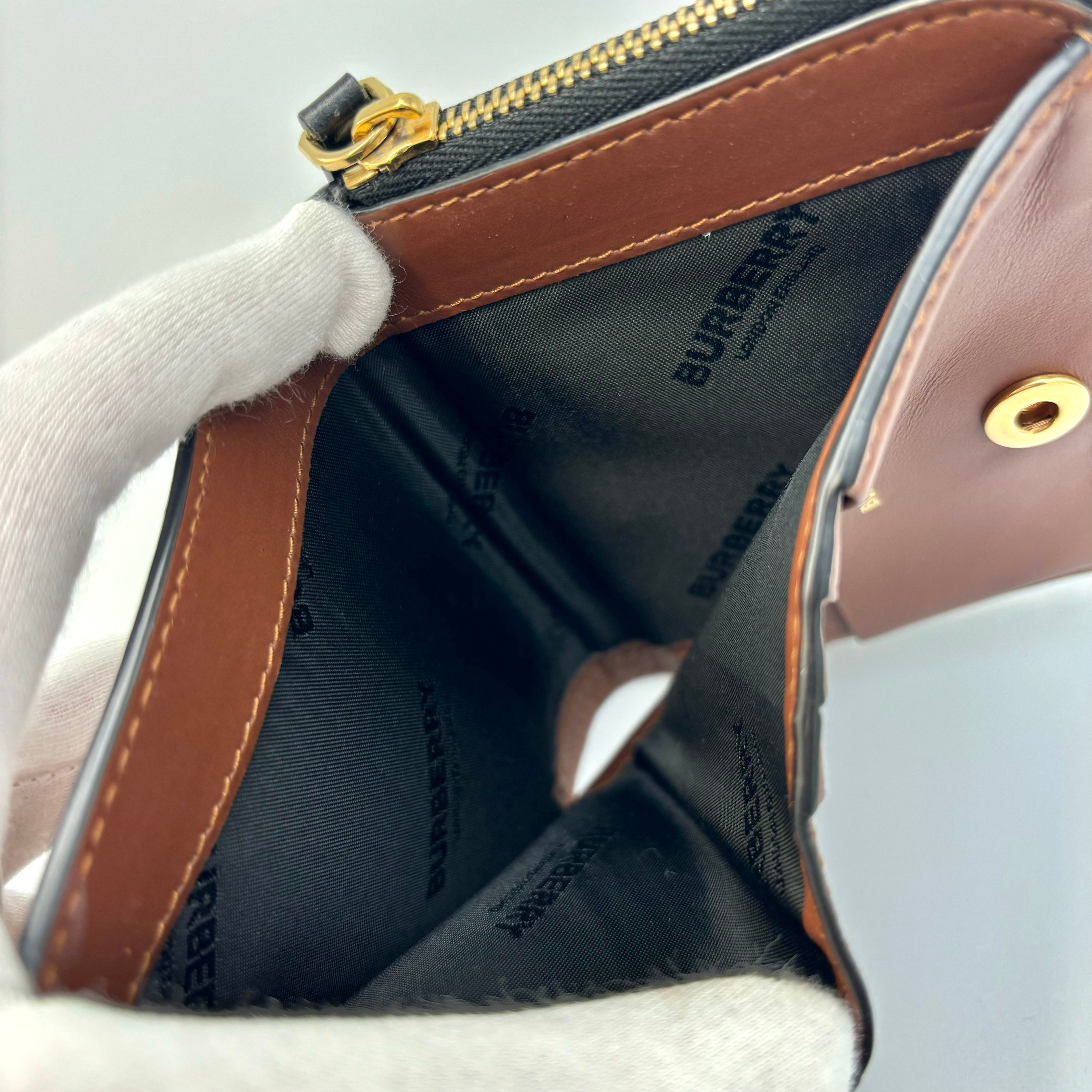 BURBERRY チェック柄 二つ折り財布