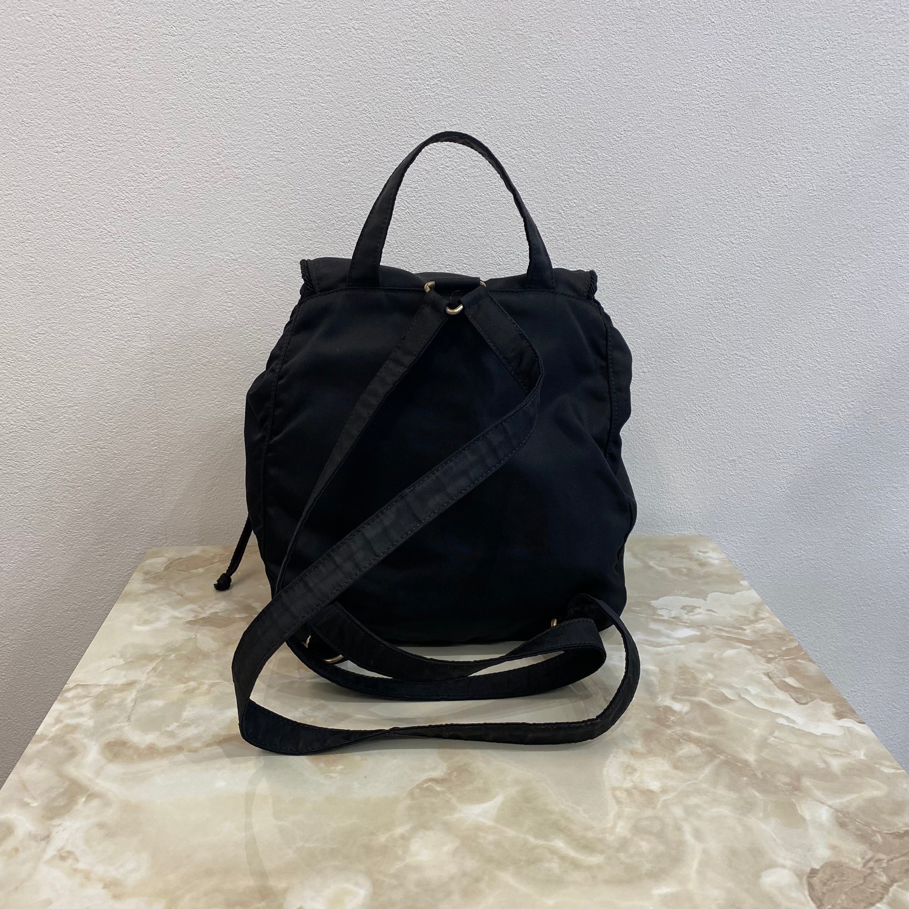 PRADA テスート ミニリュックサック