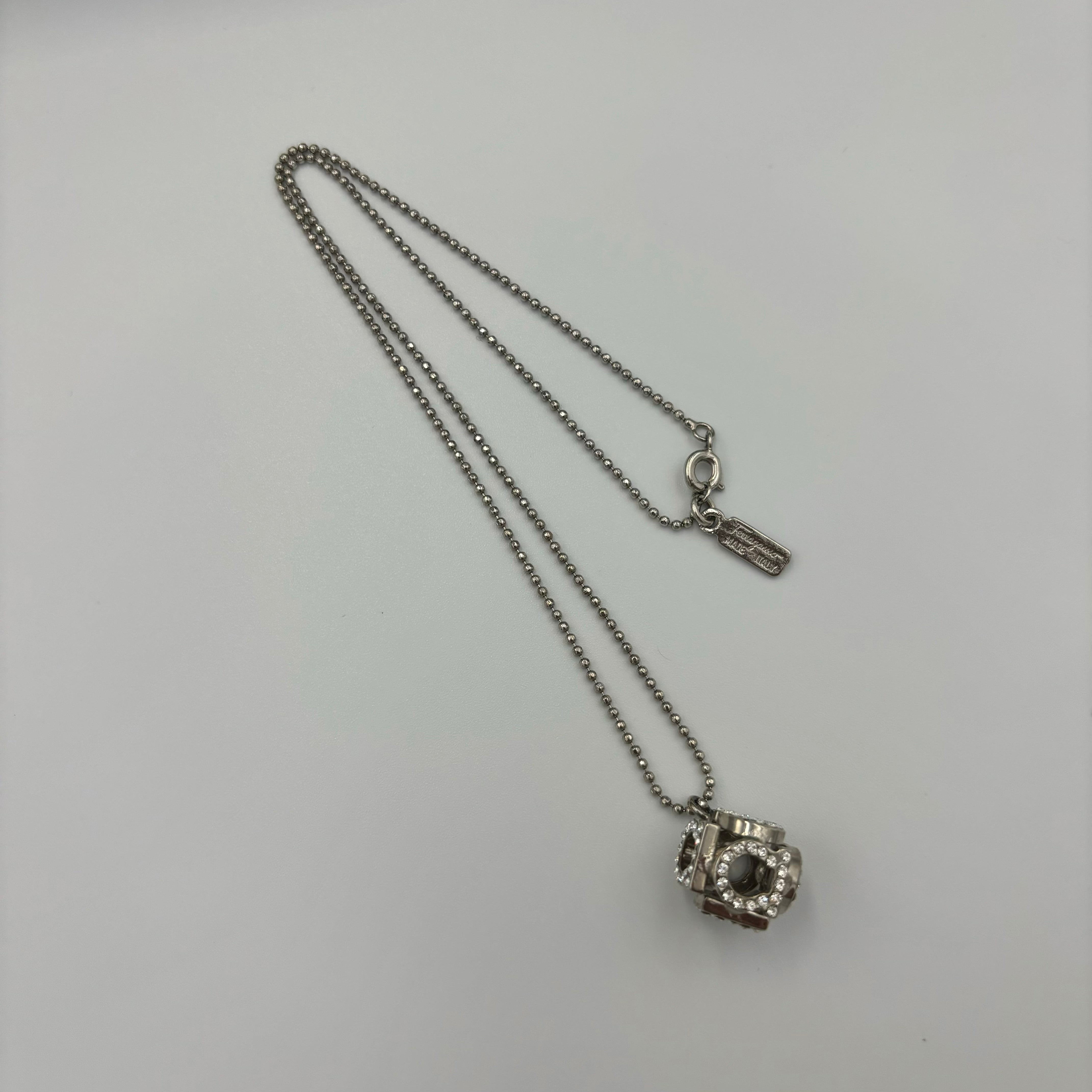 Salvatore Ferragamo ガンチーニ ストーンキューブ ネックレス