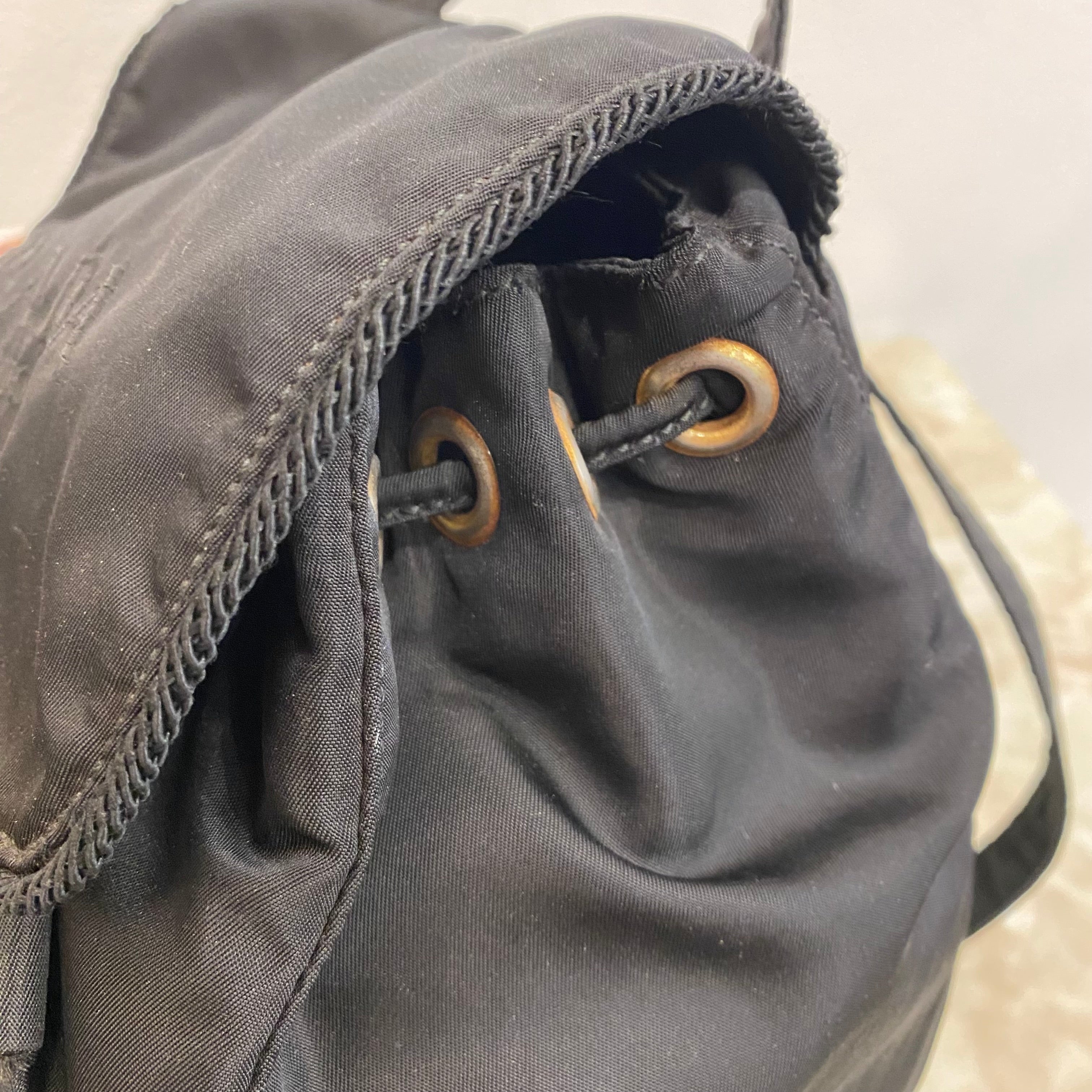 PRADA テスート ミニリュックサック