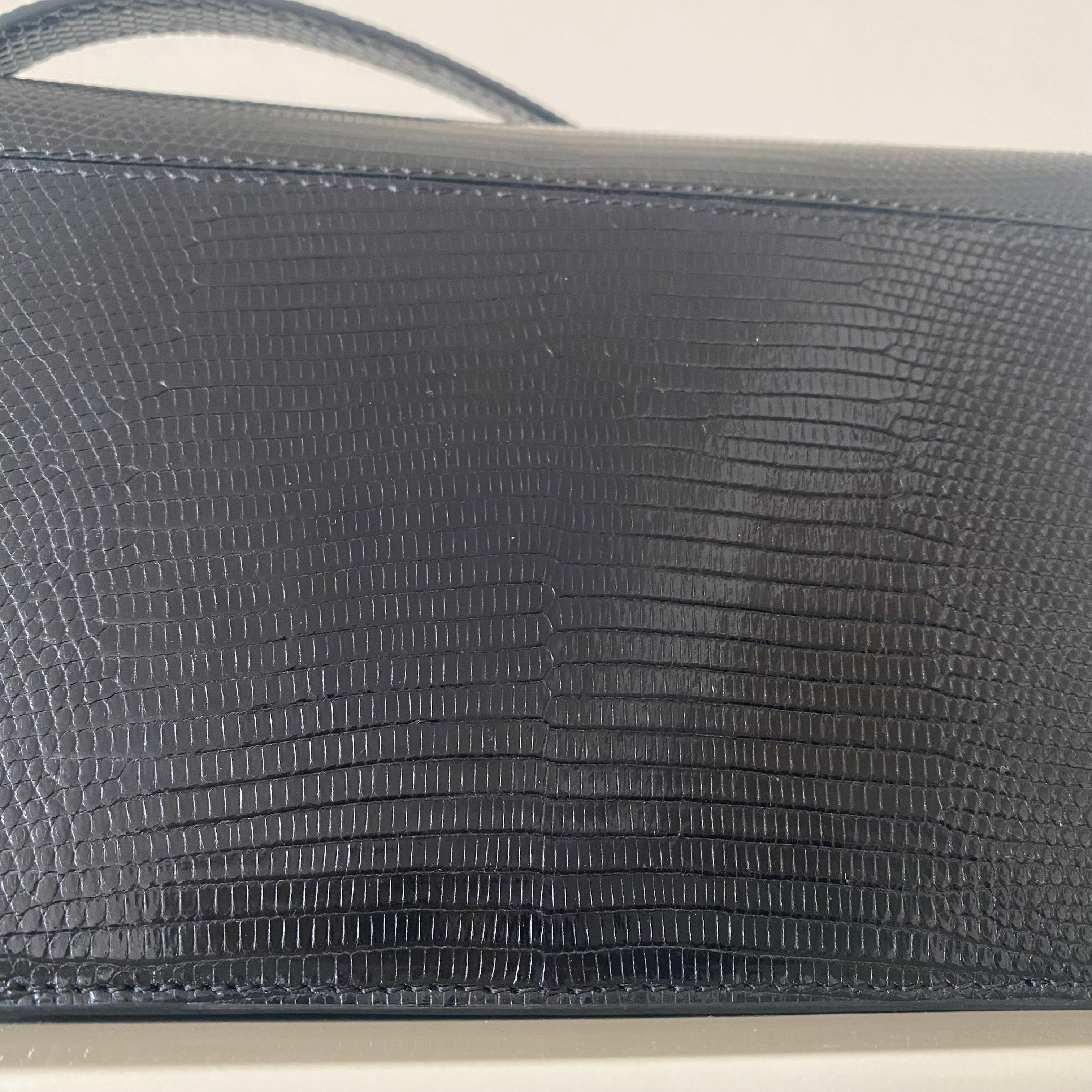 CELINE トリオンフ ショルダーバッグ(リザード)