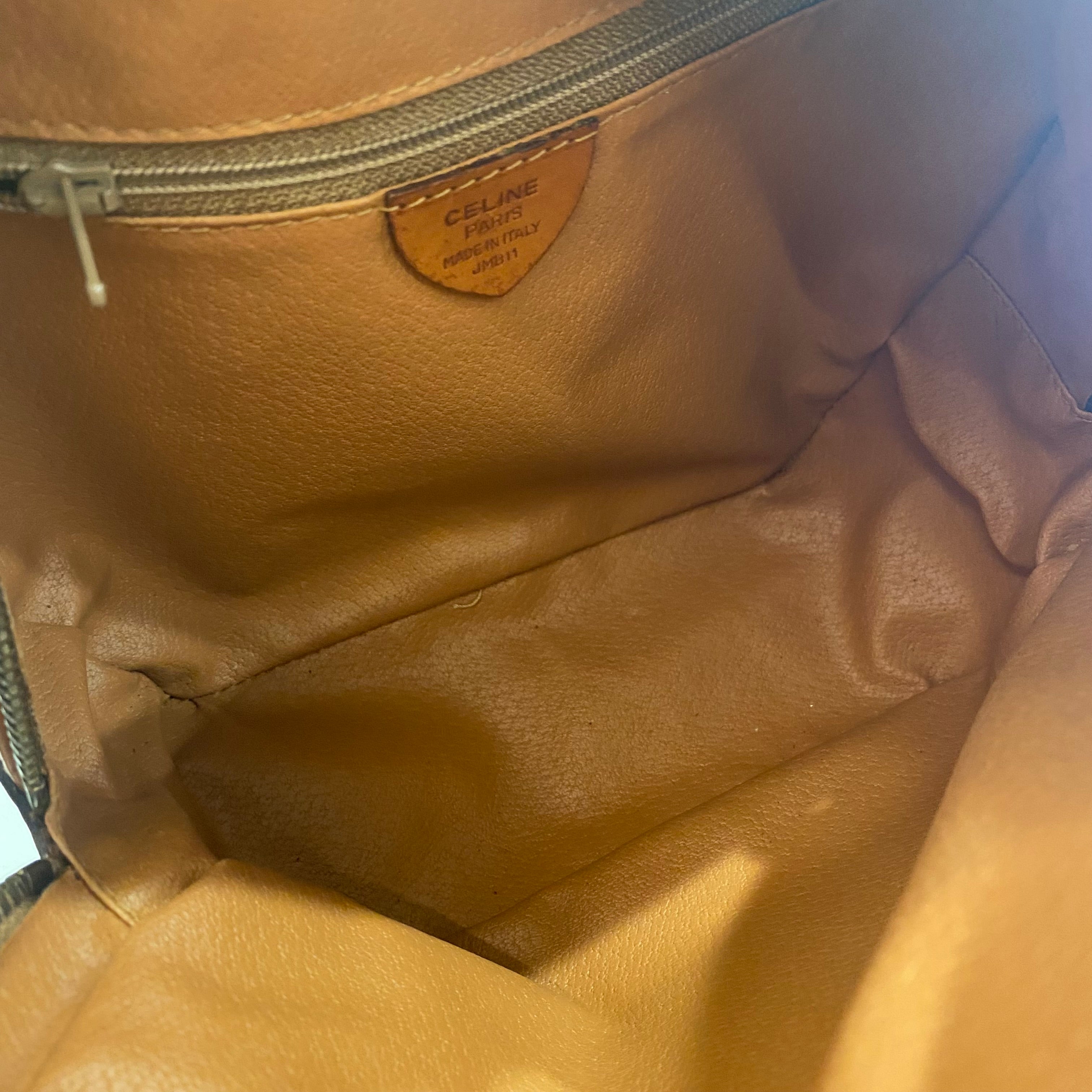 CELINE マカダム ショルダーバッグ