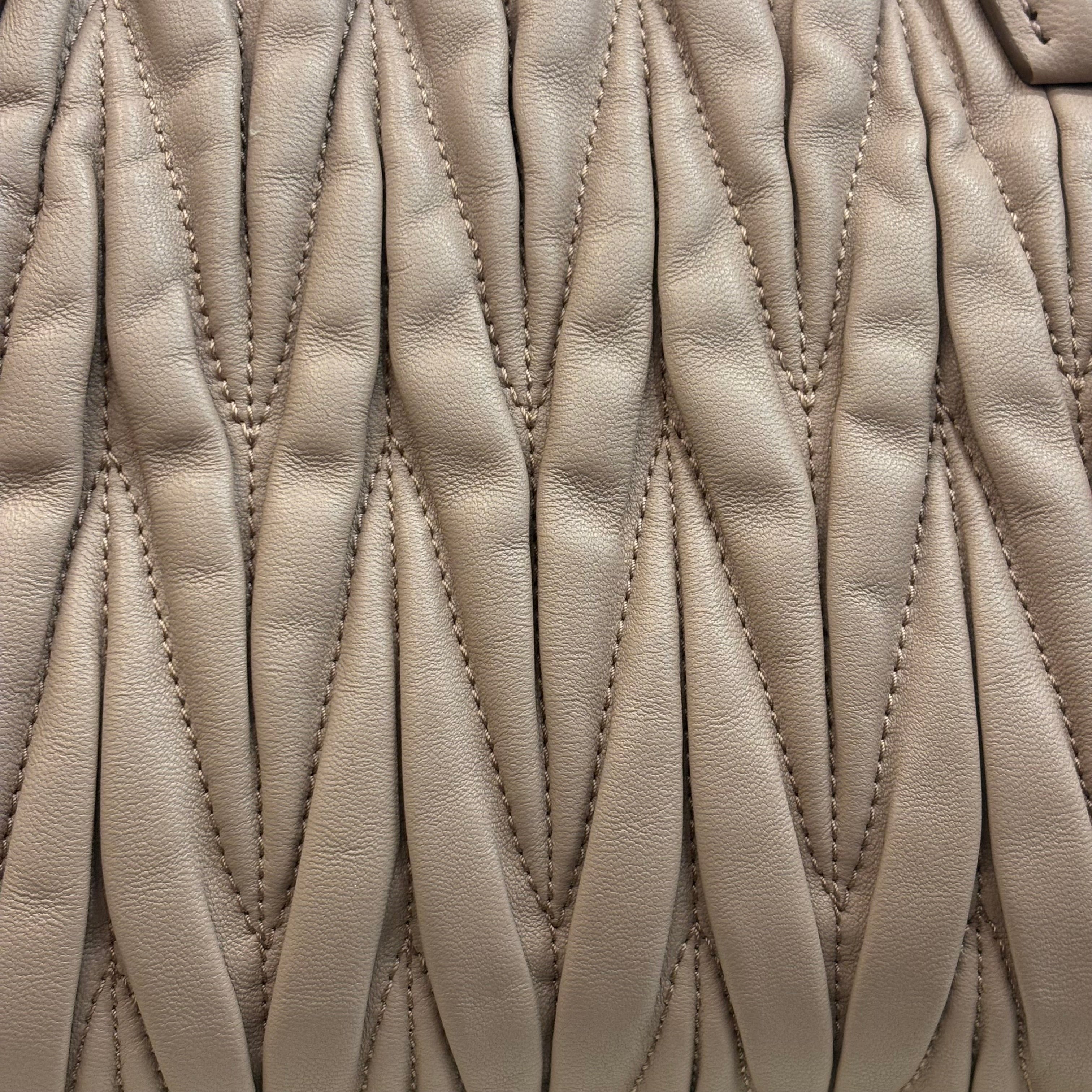 MiuMiu 2way ショルダーバッグ