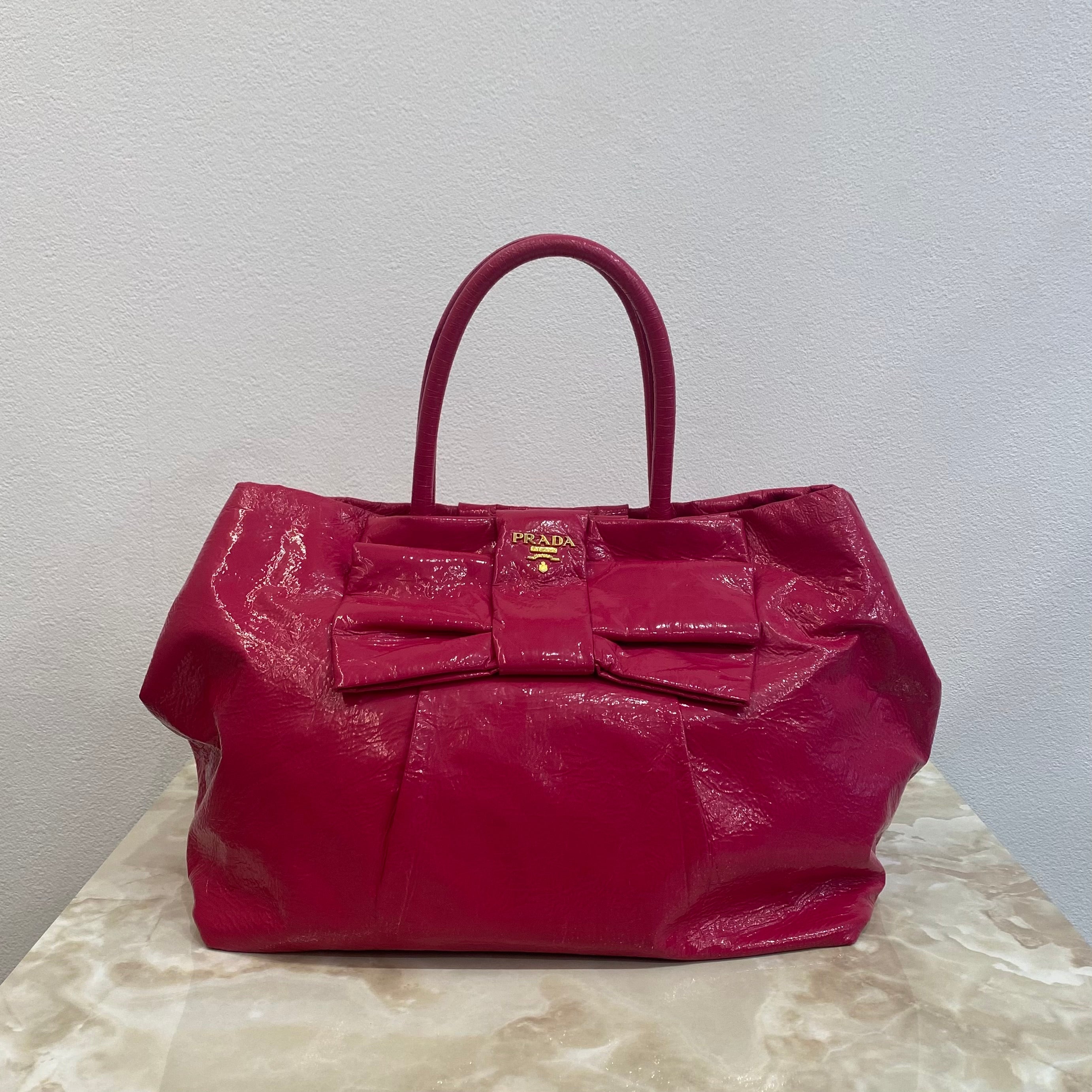 PRADA ハンドバッグ
