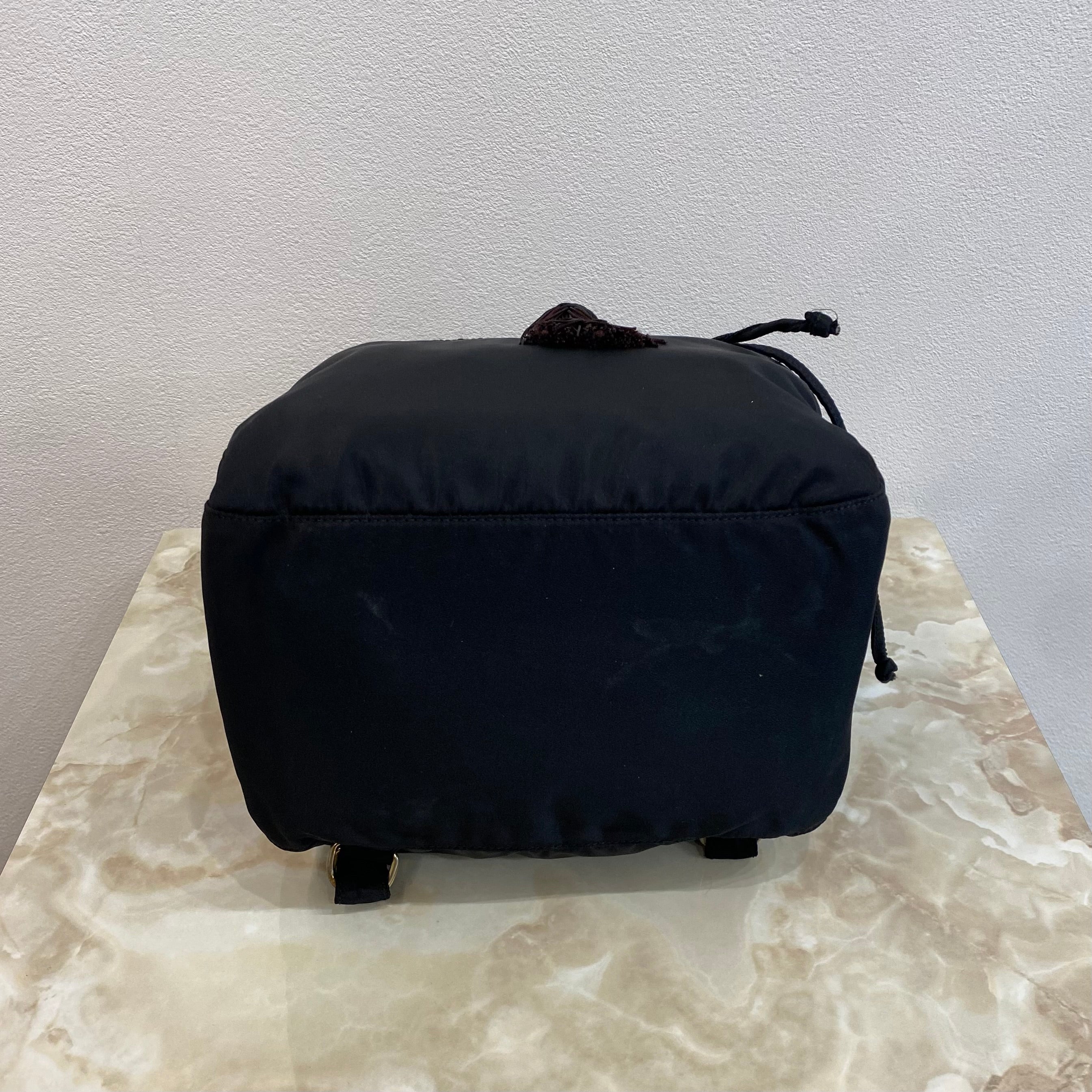 PRADA テスート ミニリュックサック