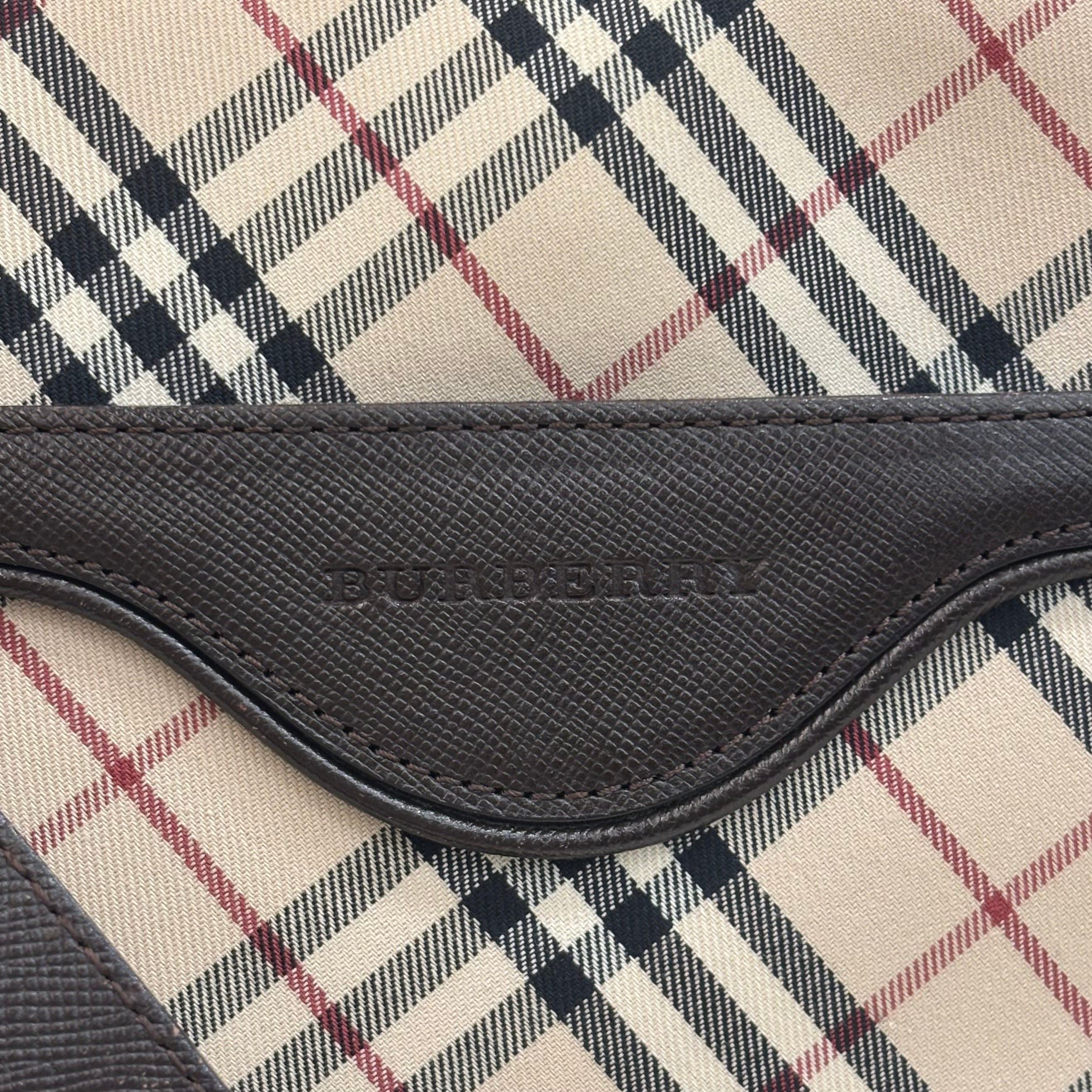 Burberry ショルダーバッグ