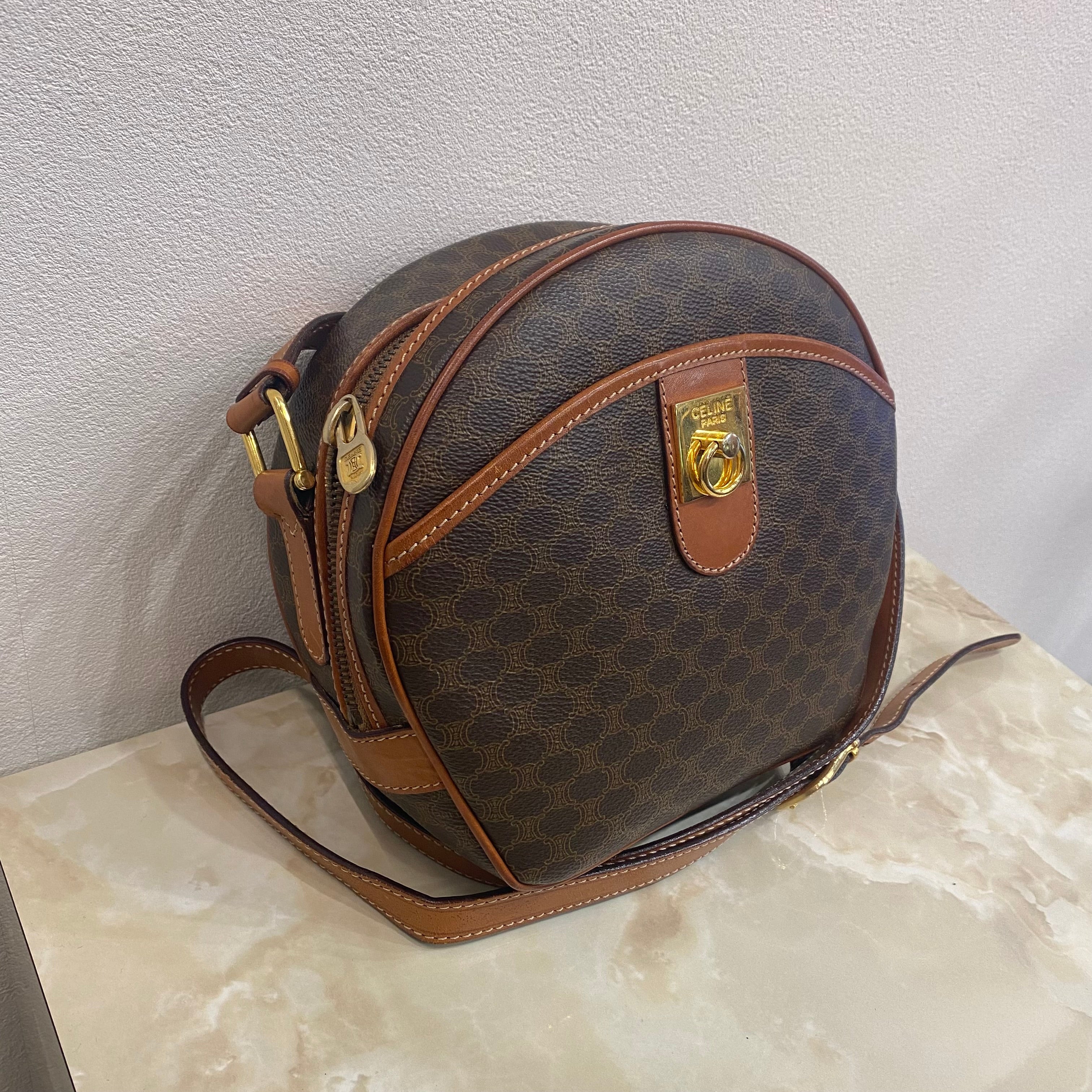 CELINE マカダム ショルダーバッグ