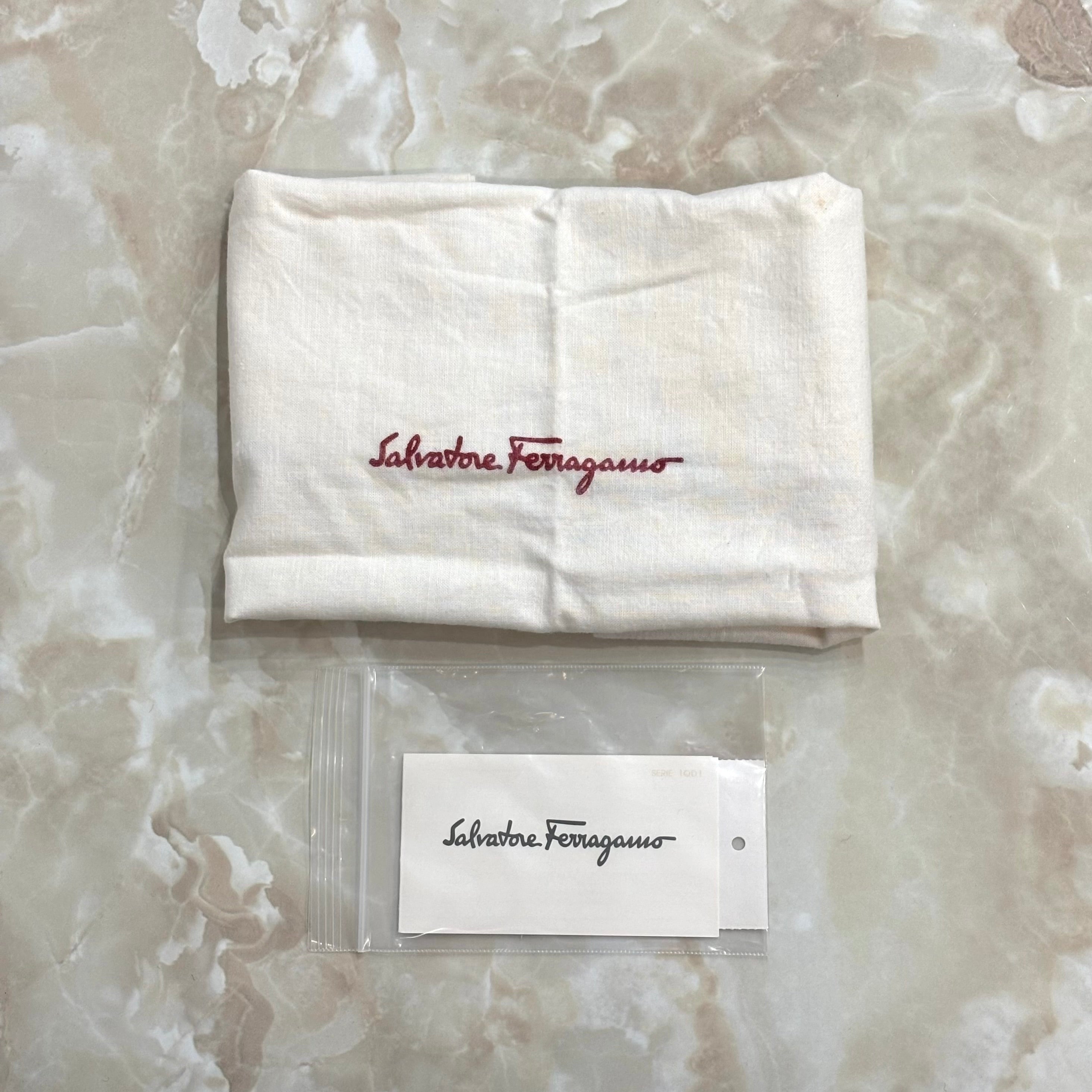 Feraggamo 2WAYバッグ