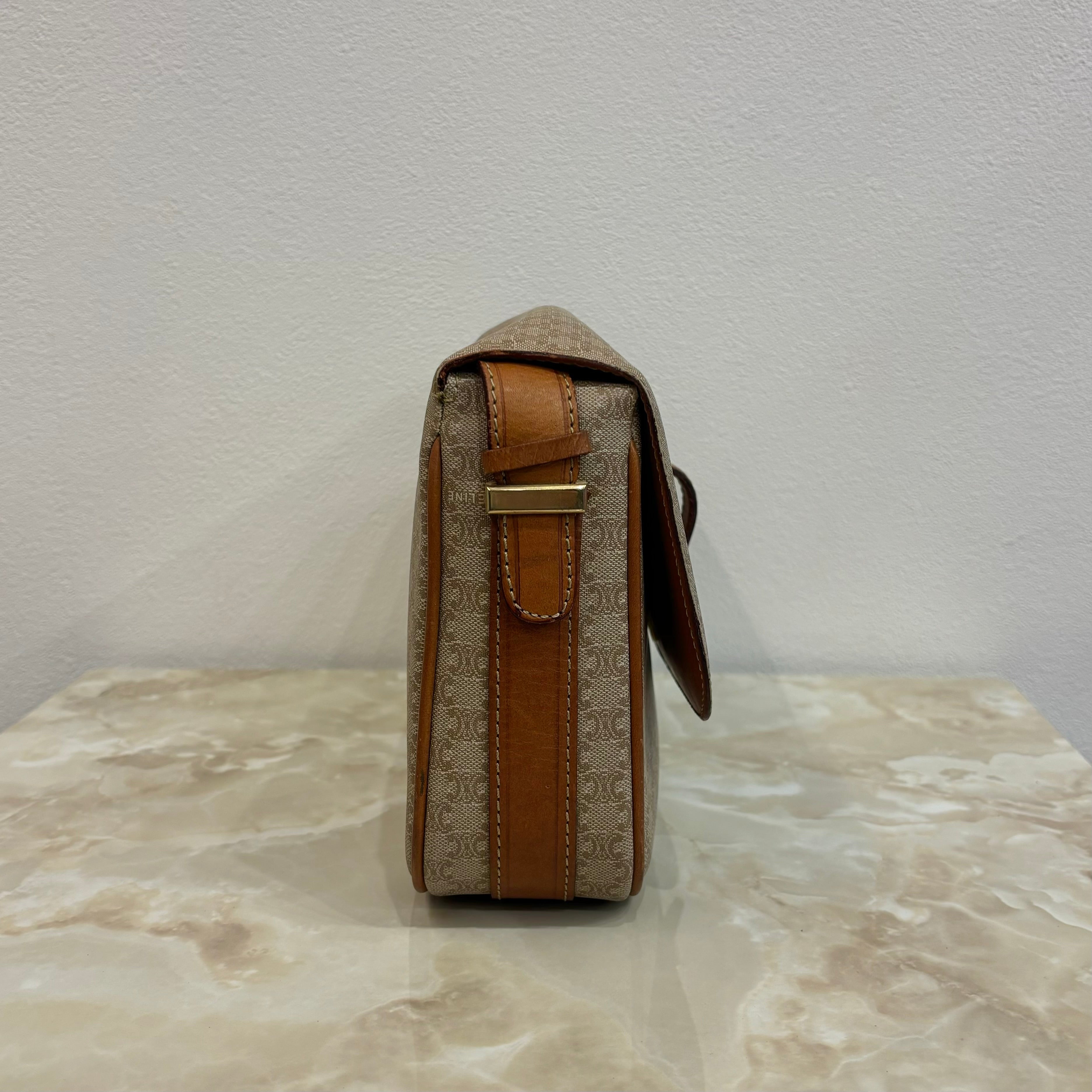 CELINE マカダム ショルダーバッグ