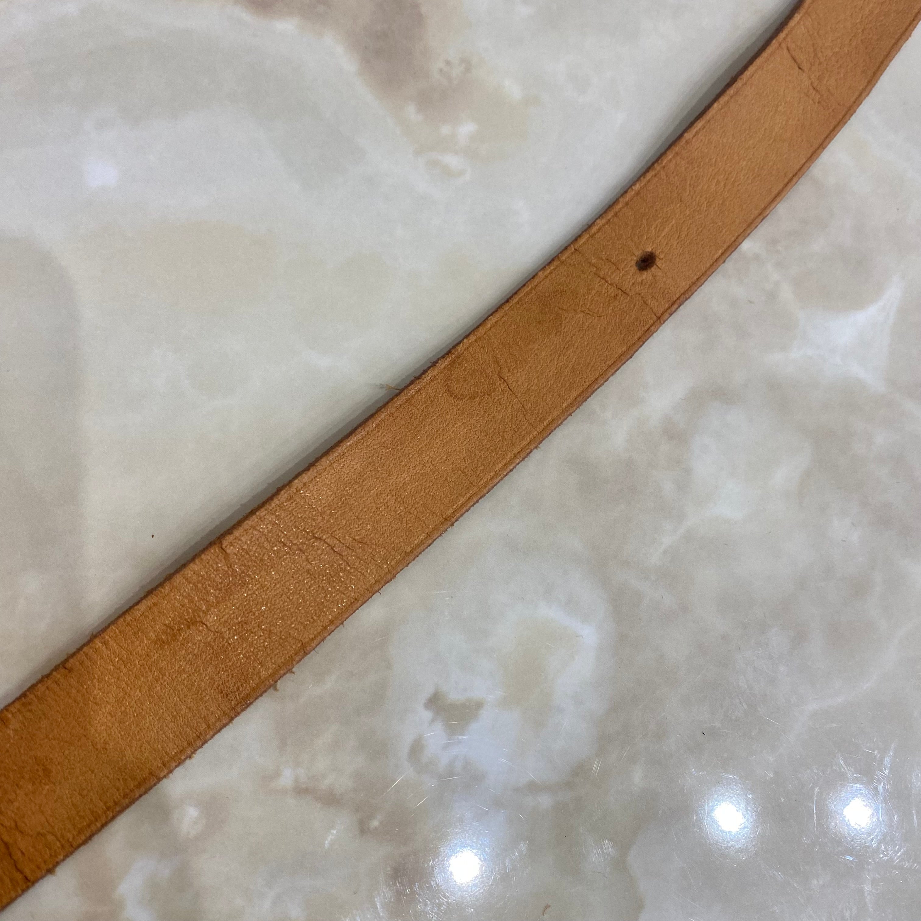 LOUIS VUITTON モノグラム カルトシエール