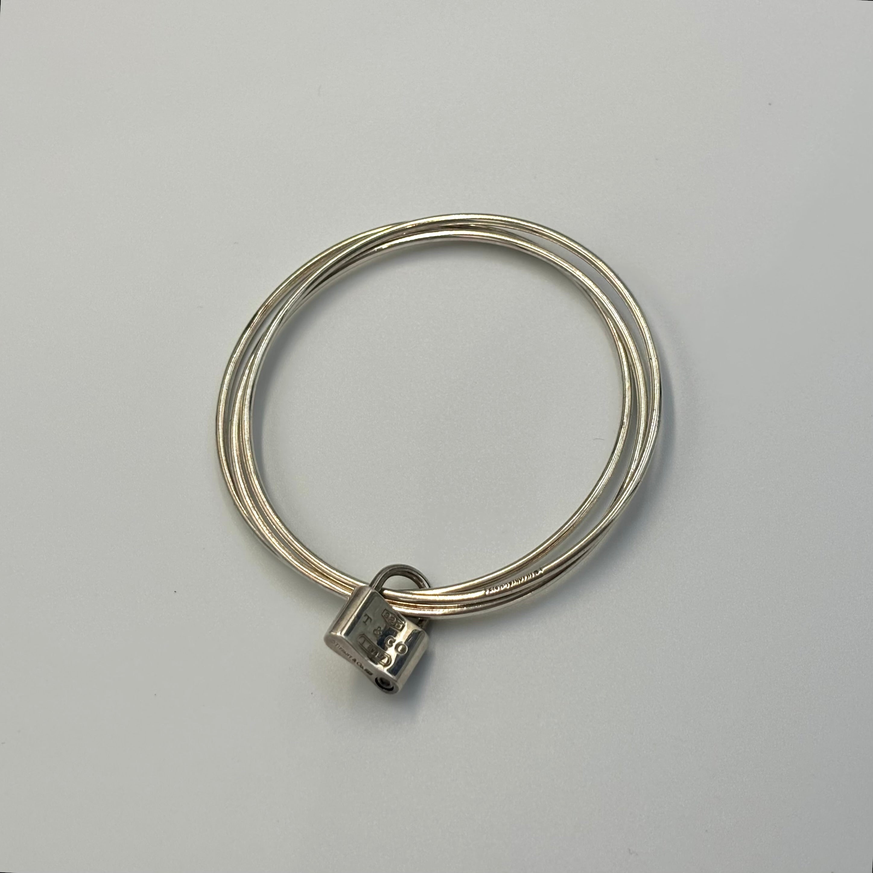 Tiffany&Co. バングル