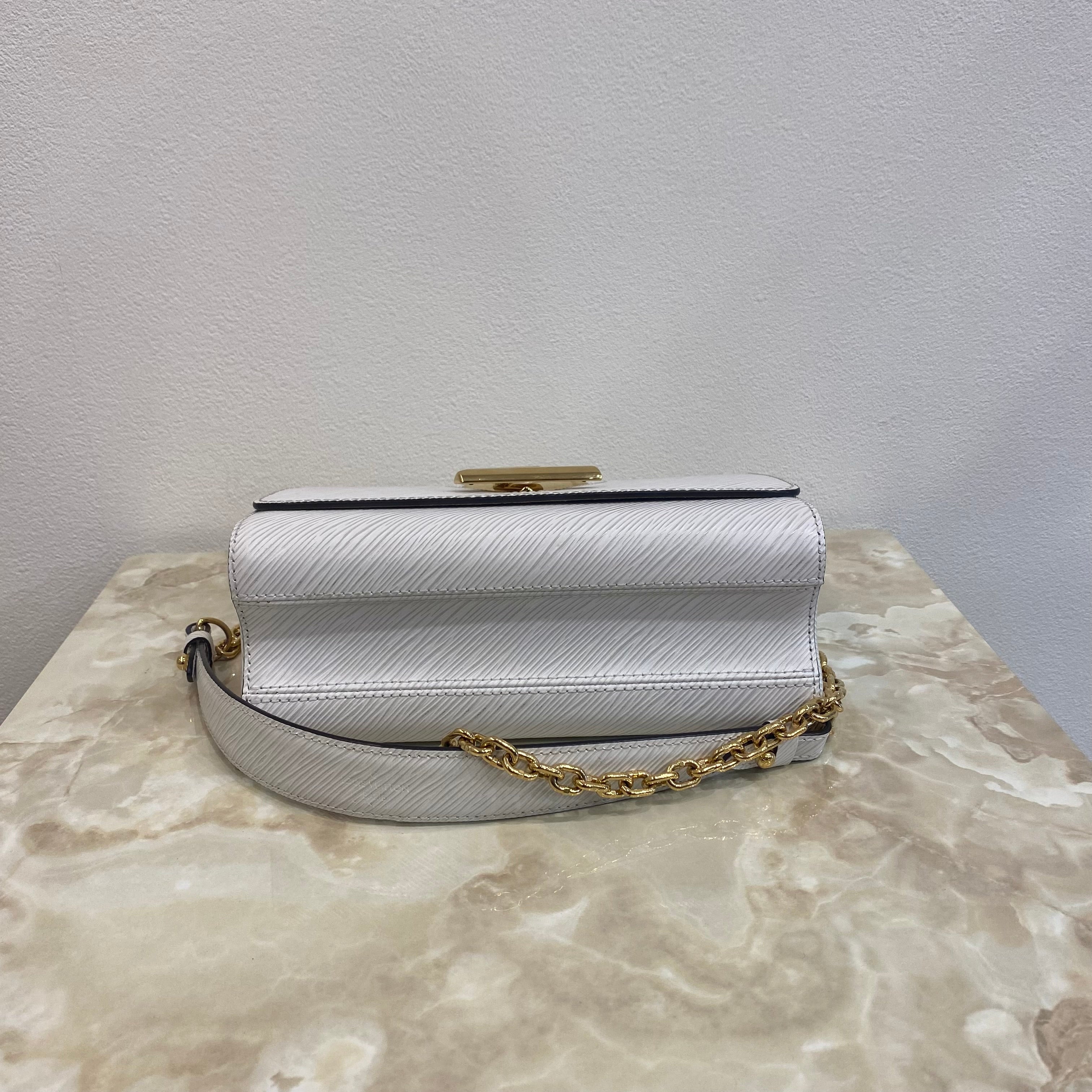 LOUIS VUITTON ショルダーバッグ