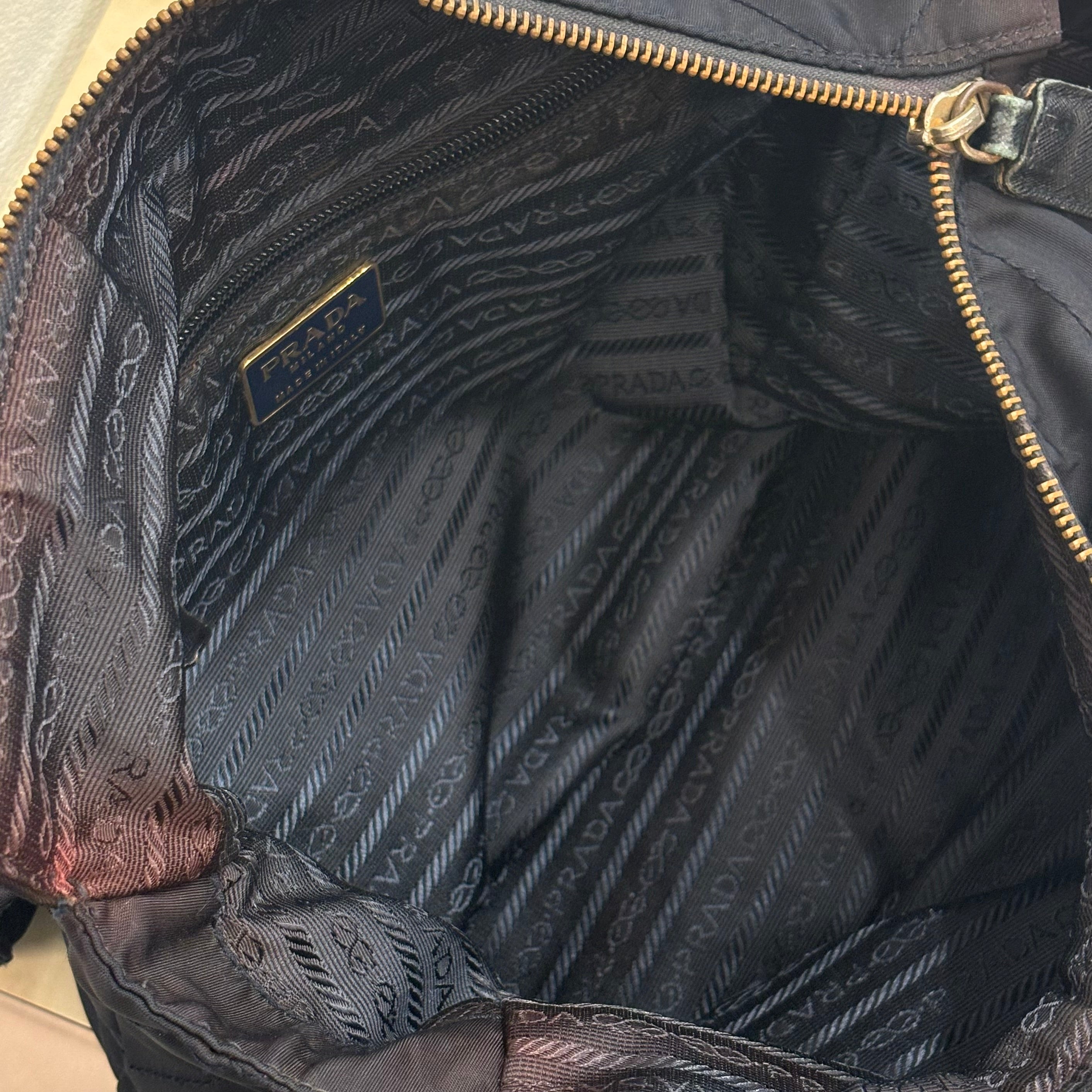 PRADAテスートチェーンショルダーバッグ