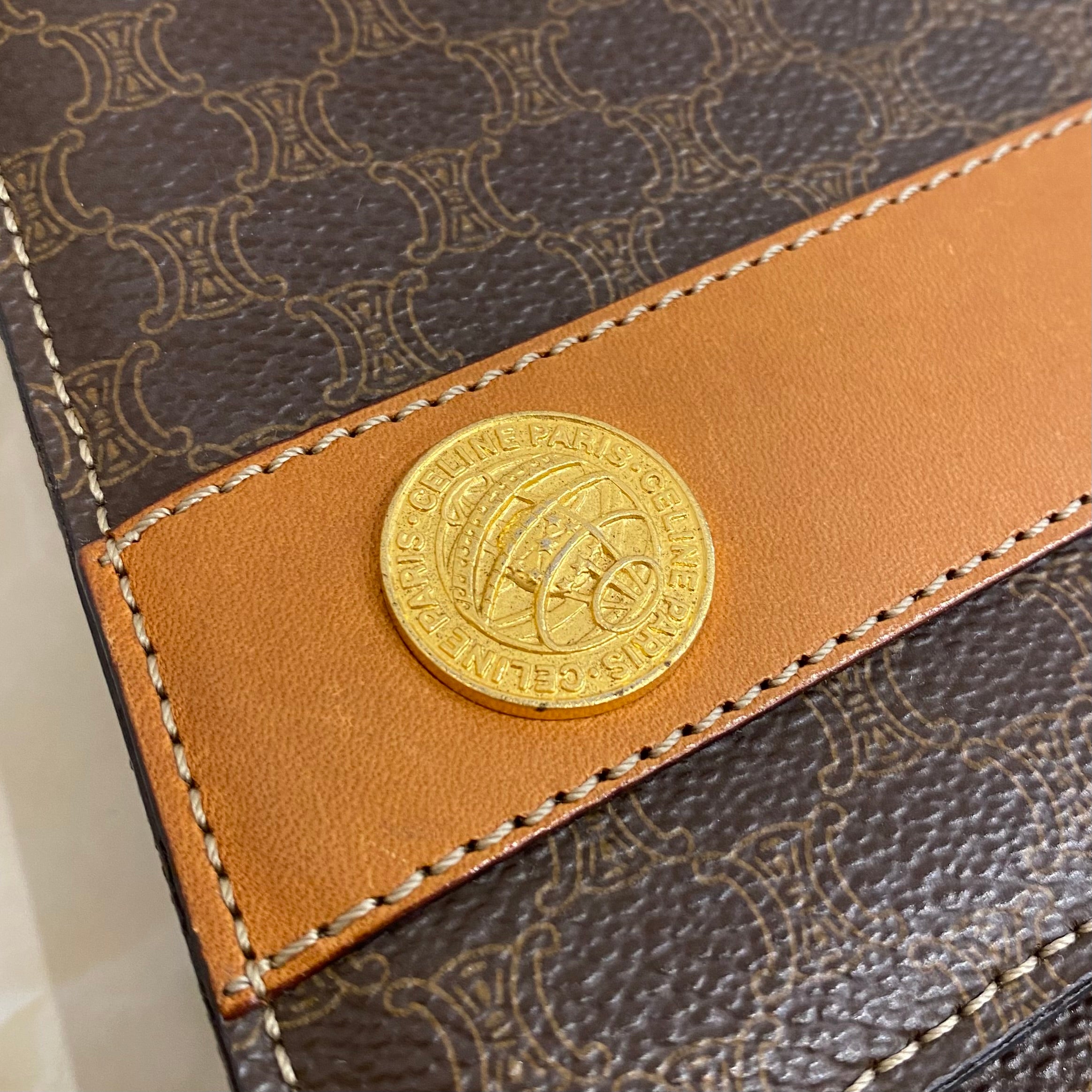 CELINE マカダム メダリオン ショルダーバッグ