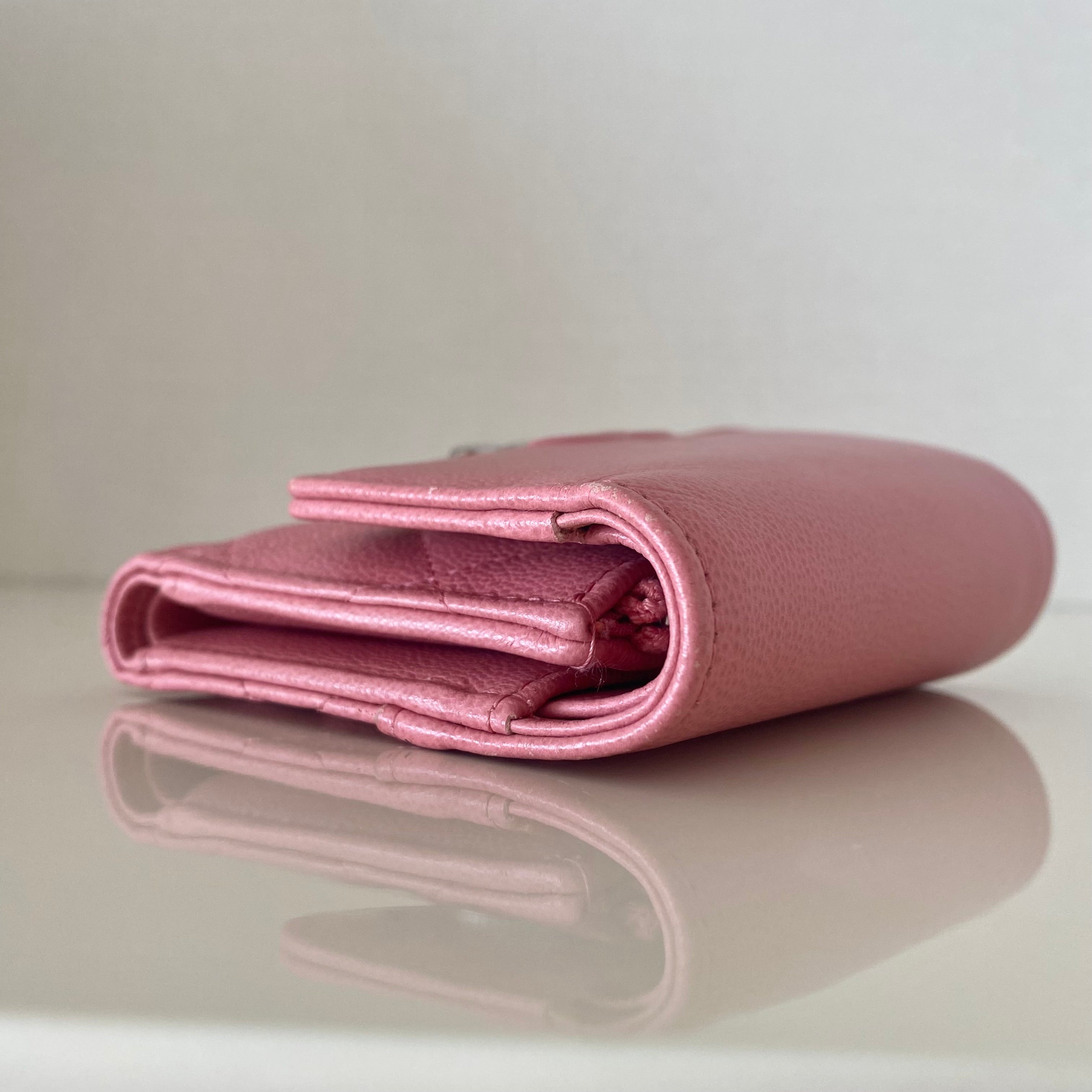 CHANEL ココマーク プッシュロック ナノウォレット