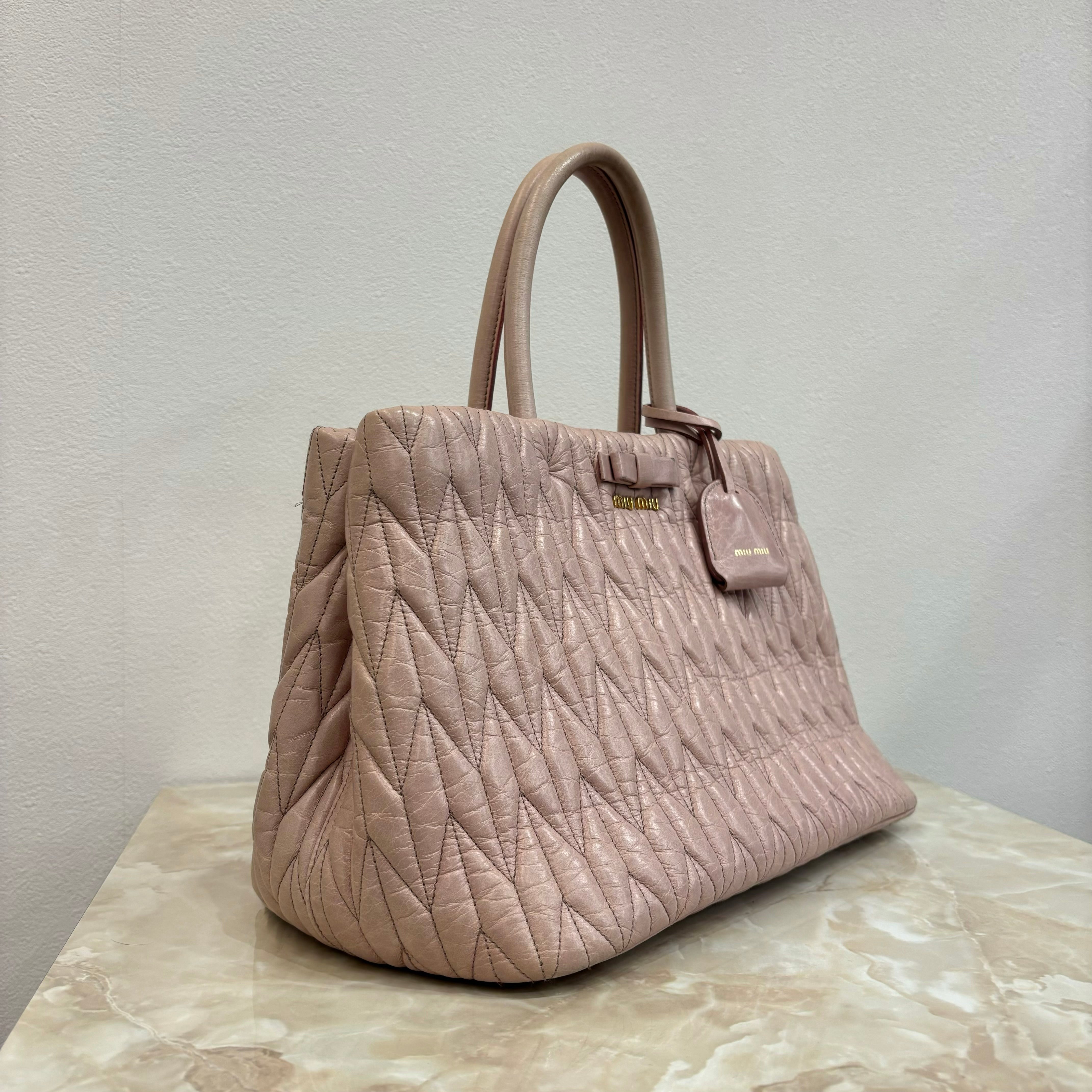 Miu Miu 2WAYバッグ